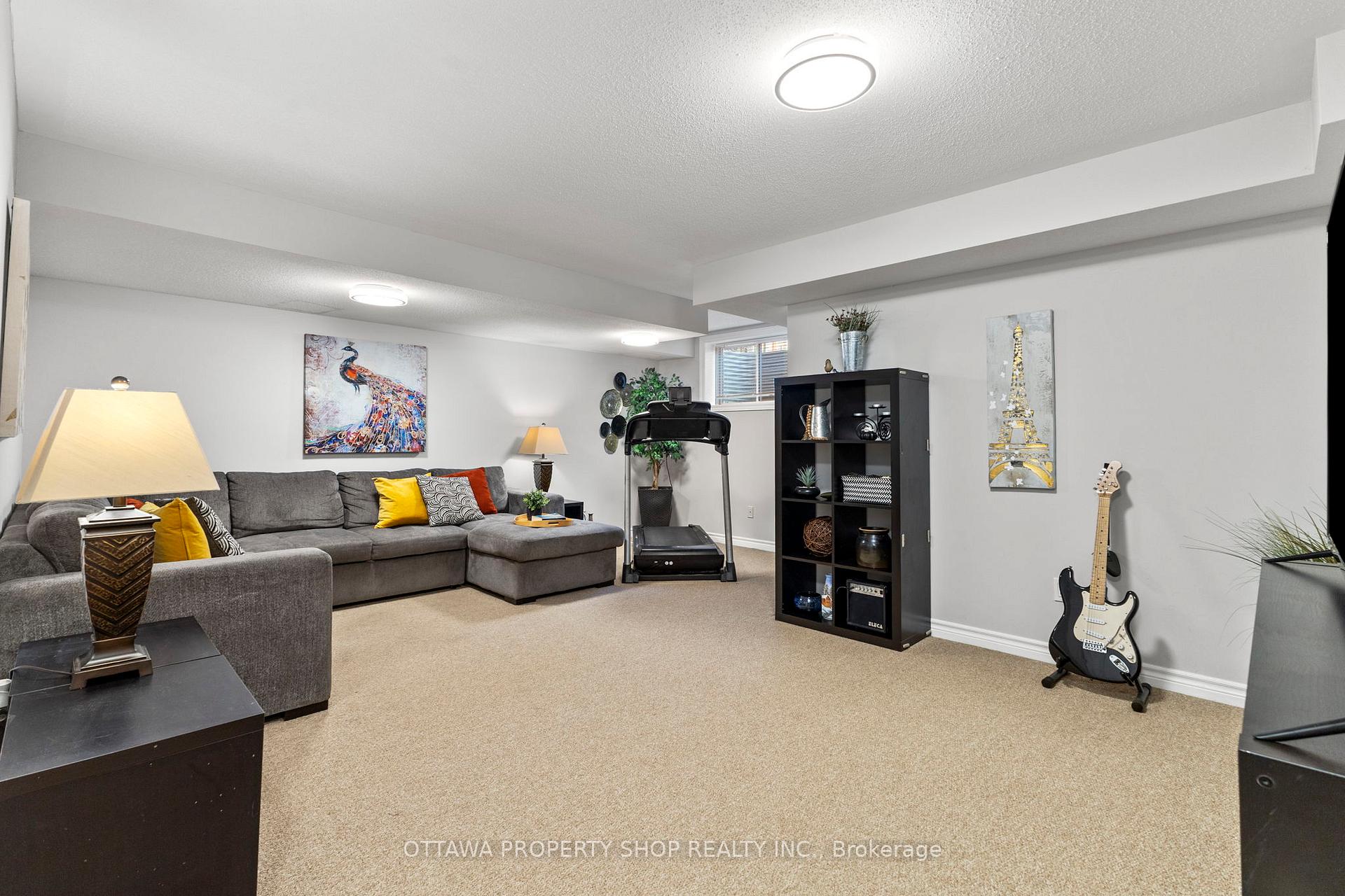 Photo 23 of 73 Selhurst Avenue, Ottawa, Barrhaven East — HOMEH