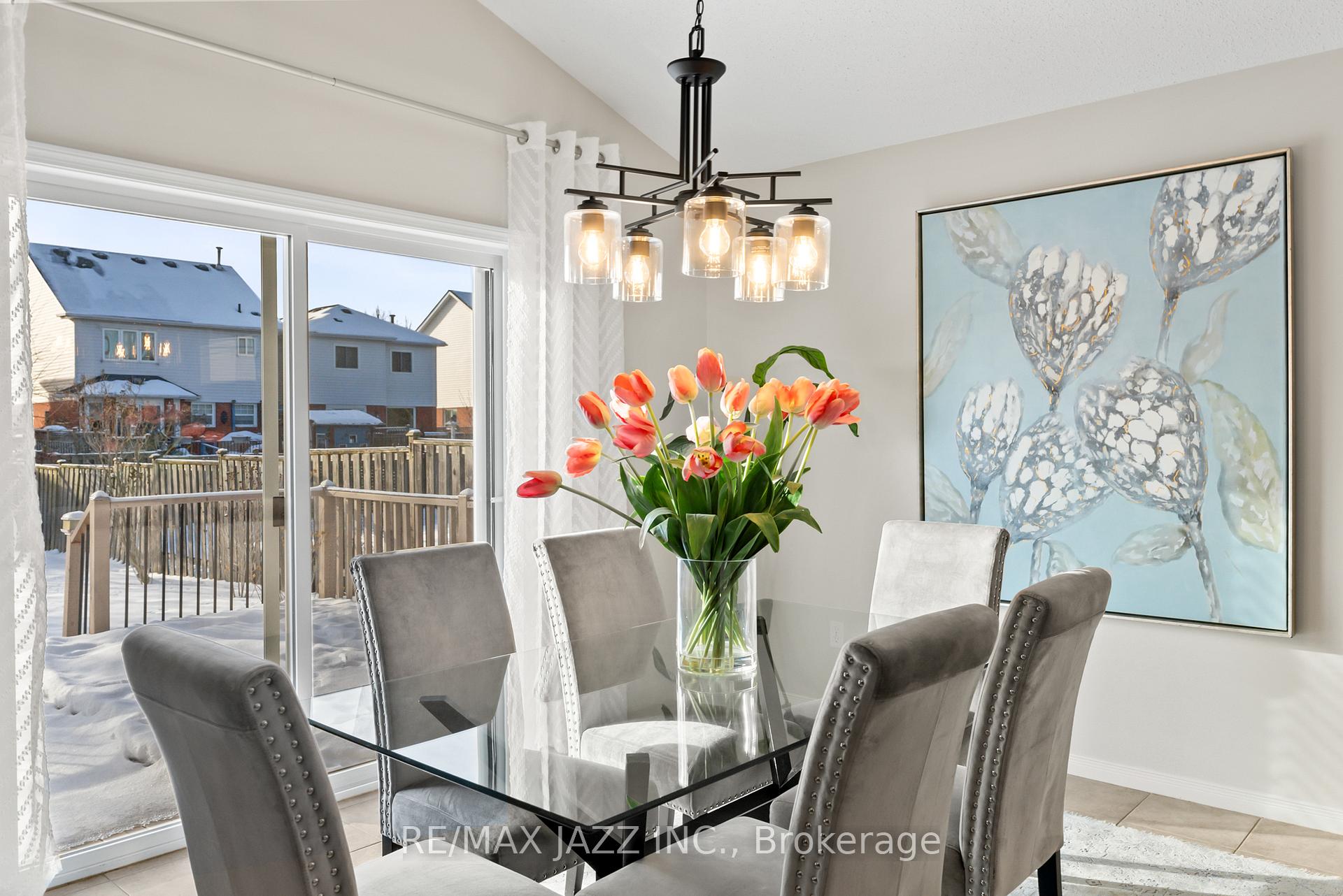 Photo 9 of 94 Bradshaw Street, Clarington, Bowmanville — HOMEH