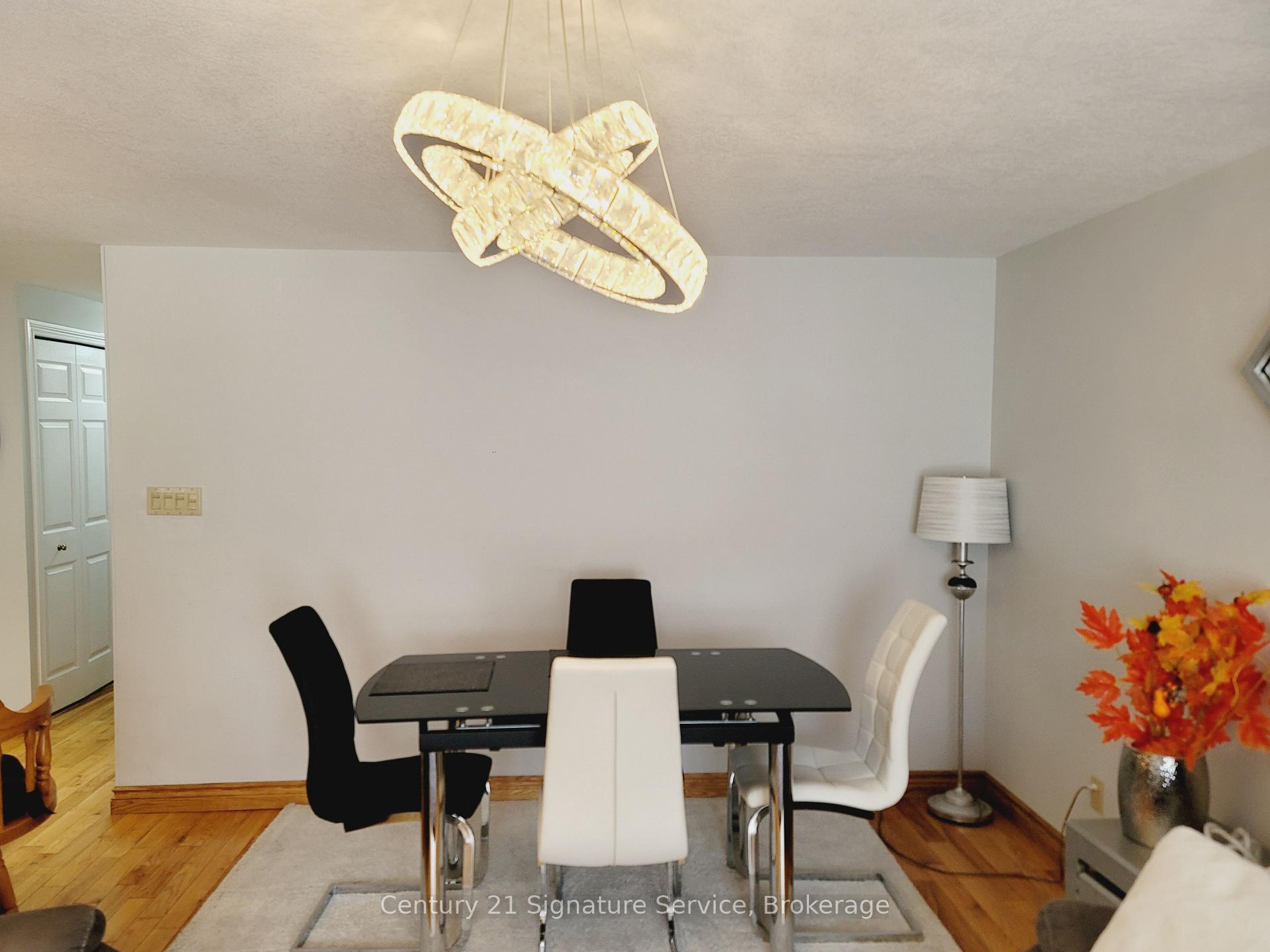 Photo 6 of 1127 Bleiler Street, Cambridge — HOMEH