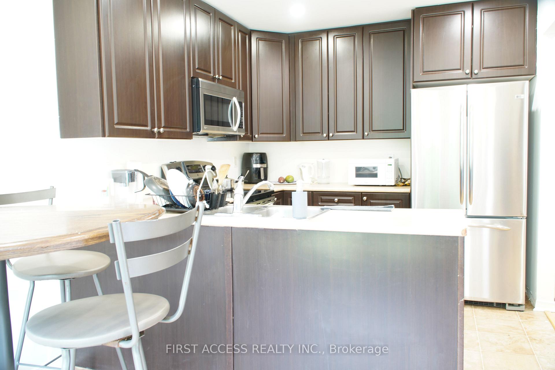 Photo 26 of 9 Rosenfeld Drive, Barrie, Grove East — HOMEH