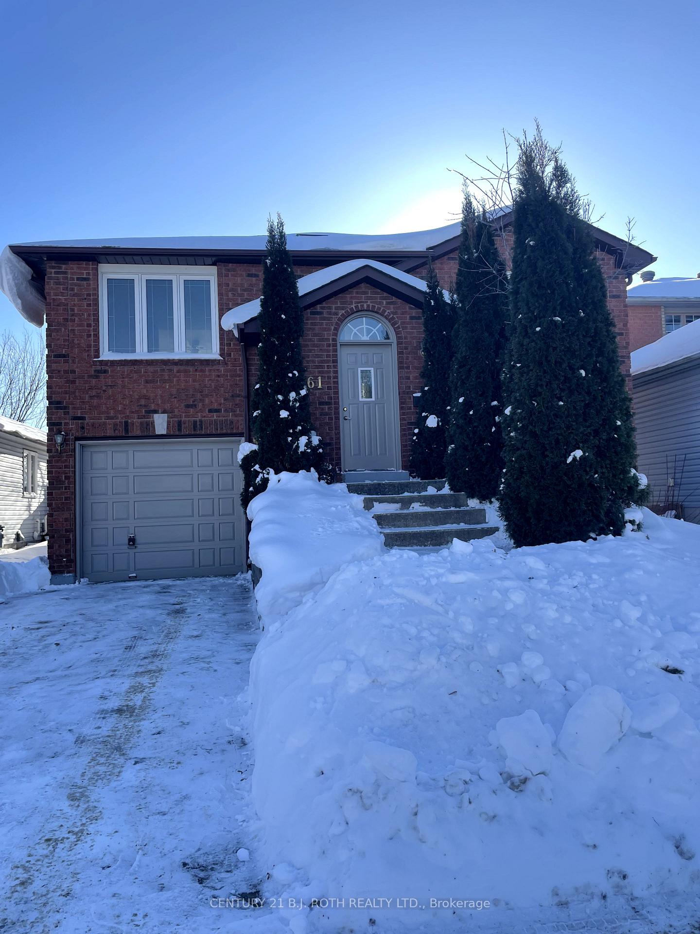 Photo 1 of 61 Arthur Avenue, Barrie, Grove East — HOMEH