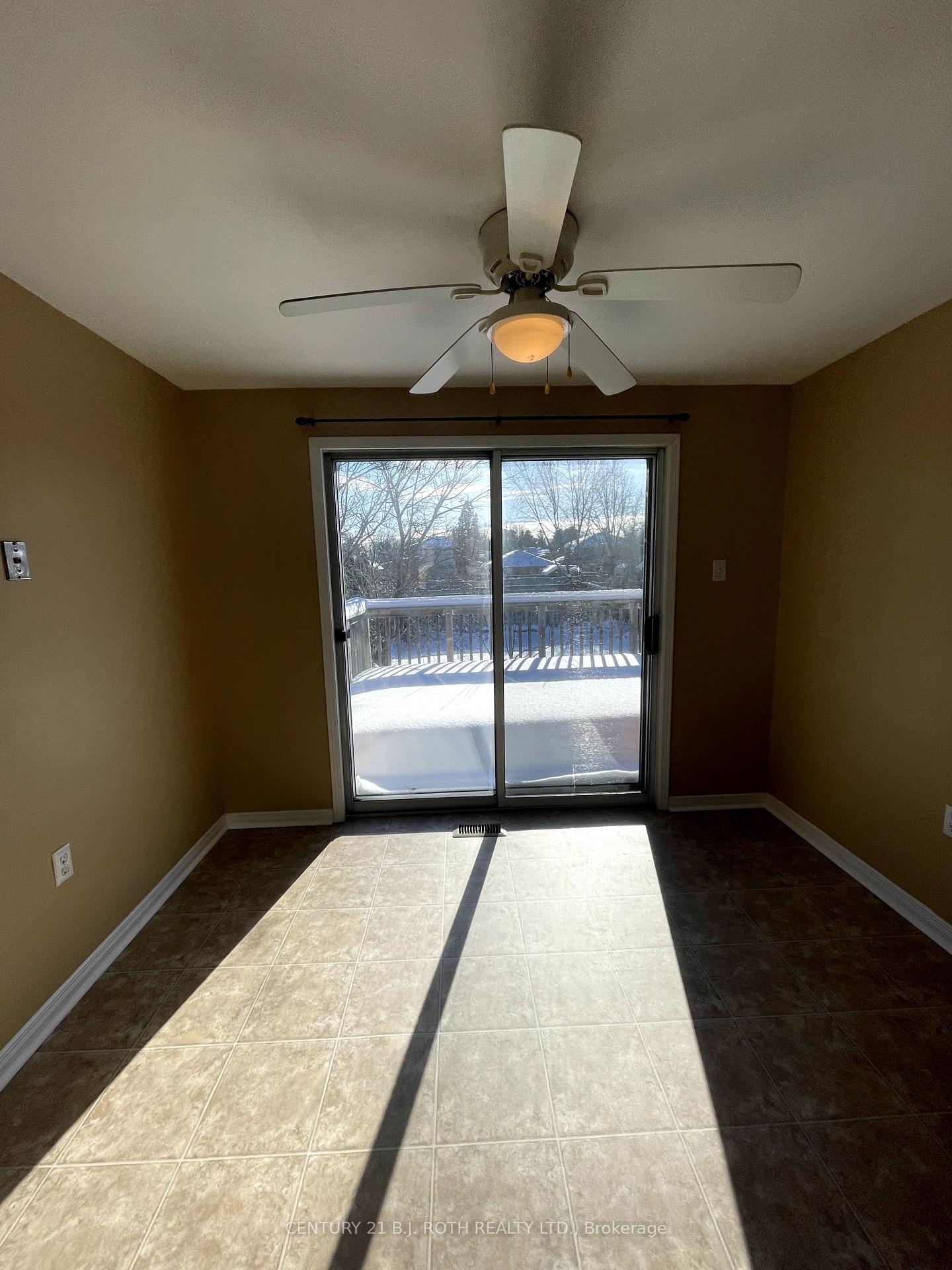 Photo 9 of 61 Arthur Avenue, Barrie, Grove East — HOMEH