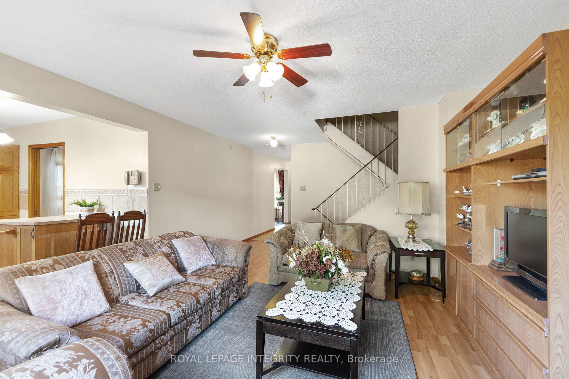 Photo 12 of 1499 Goth Avenue, Ottawa, Sawmill Creek/Timbermill — HOMEH