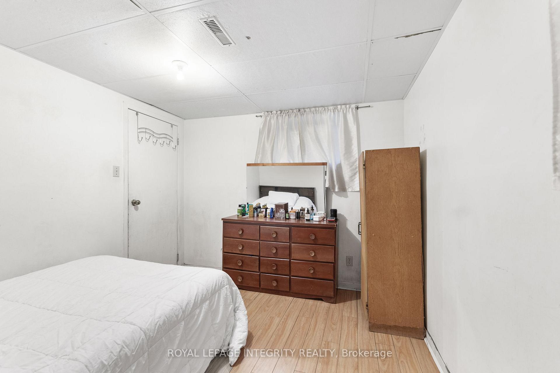 Photo 29 of 1499 Goth Avenue, Ottawa, Sawmill Creek/Timbermill — HOMEH
