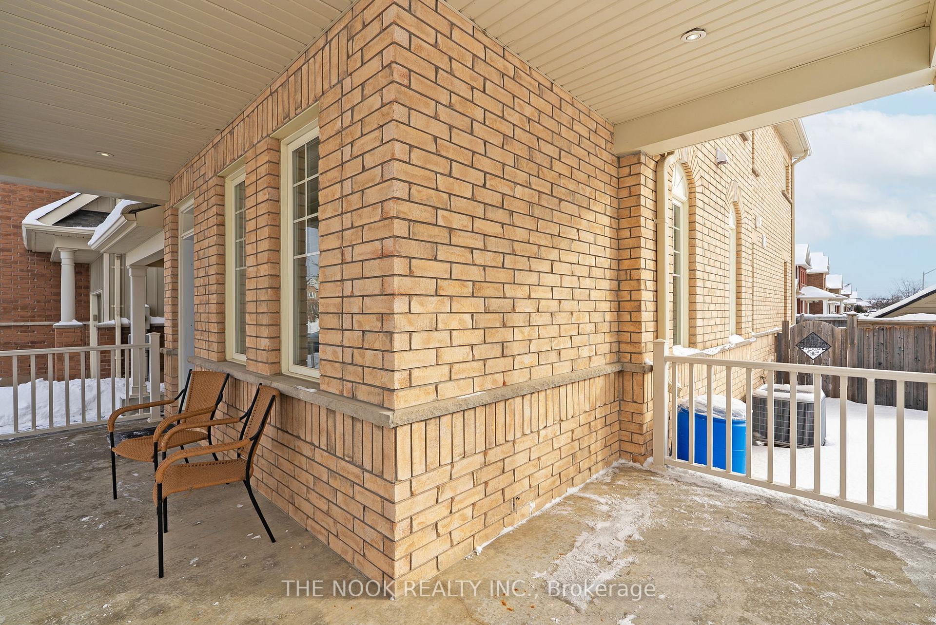 Photo 7 of 320 Boswell Drive, Clarington, Bowmanville — HOMEH