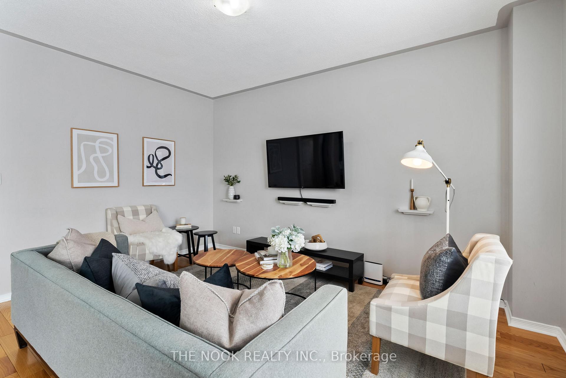 Photo 19 of 320 Boswell Drive, Clarington, Bowmanville — HOMEH