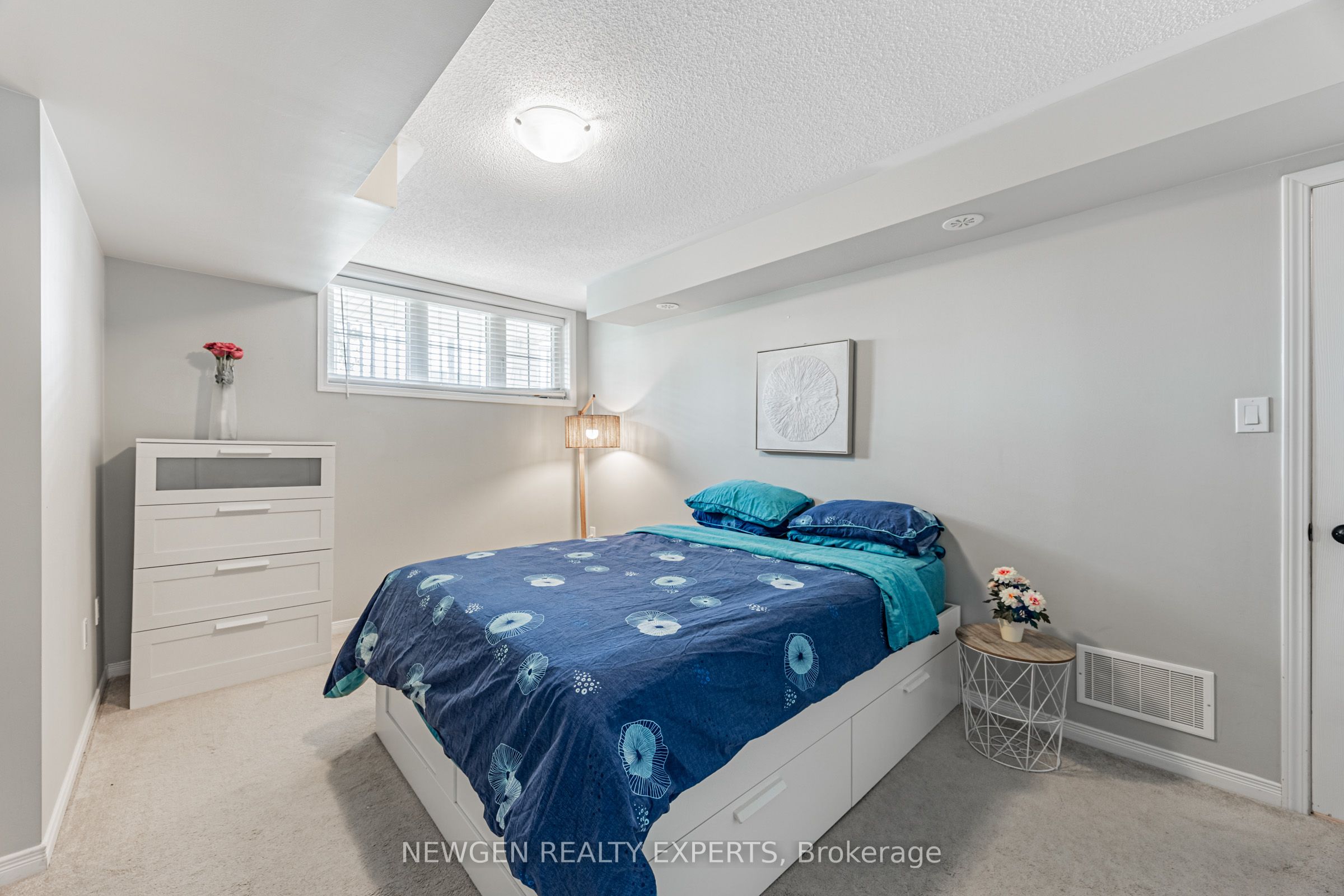 Photo 57 of 82 Abela Lane, Ajax, Central — HOMEH