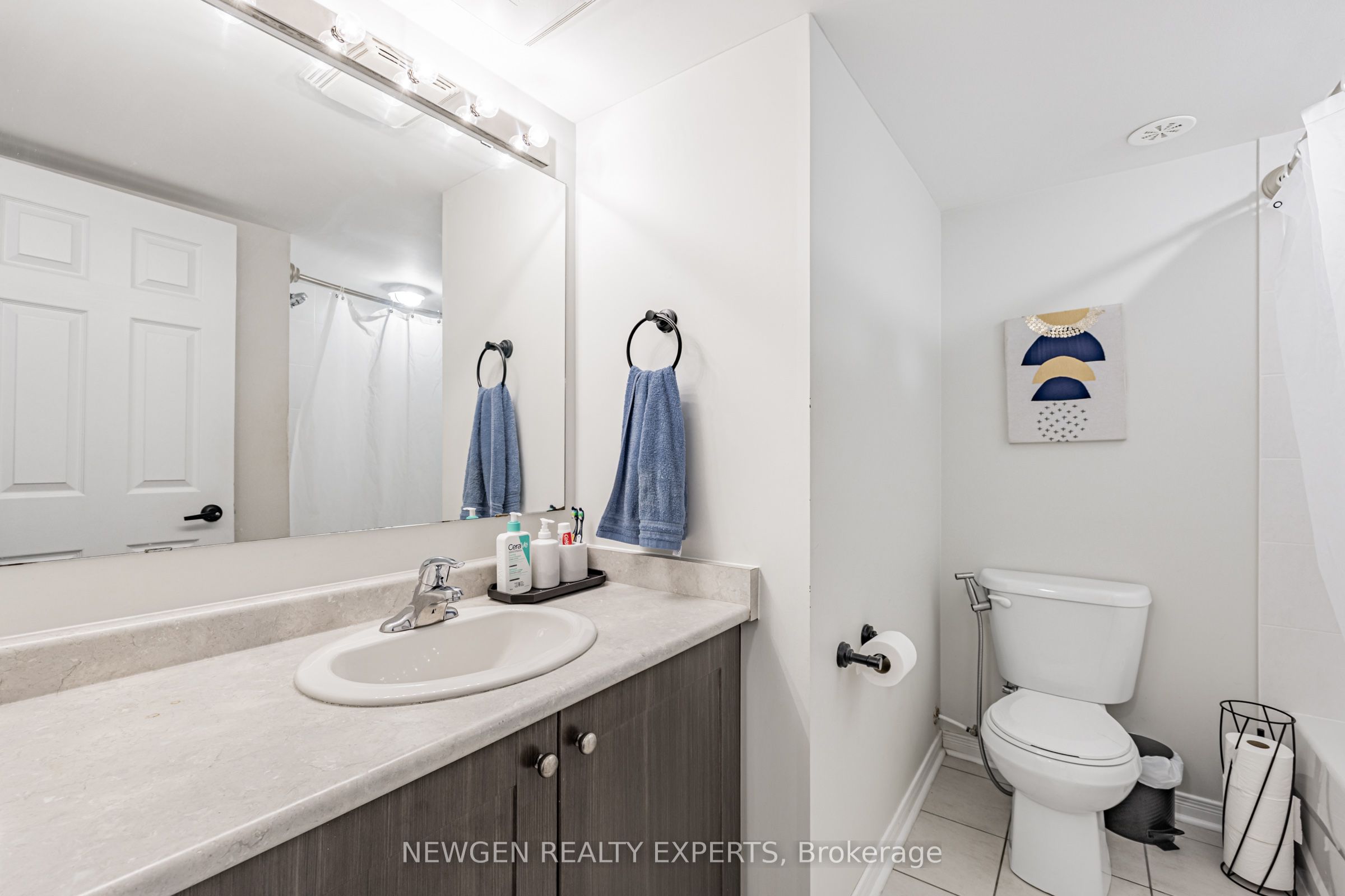 Photo 53 of 82 Abela Lane, Ajax, Central — HOMEH