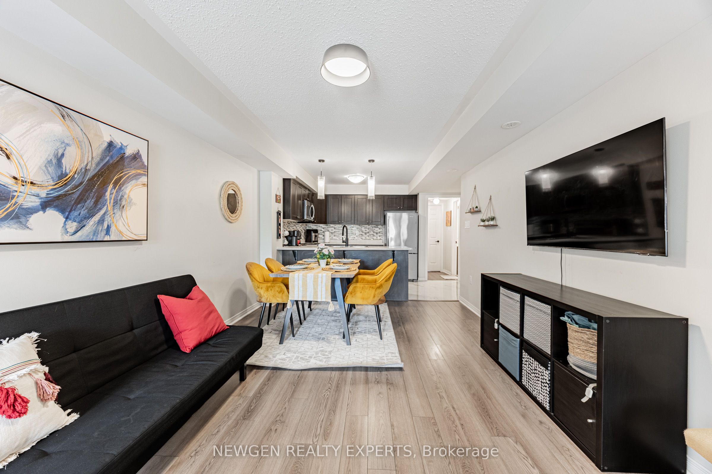 Photo 41 of 82 Abela Lane, Ajax, Central — HOMEH