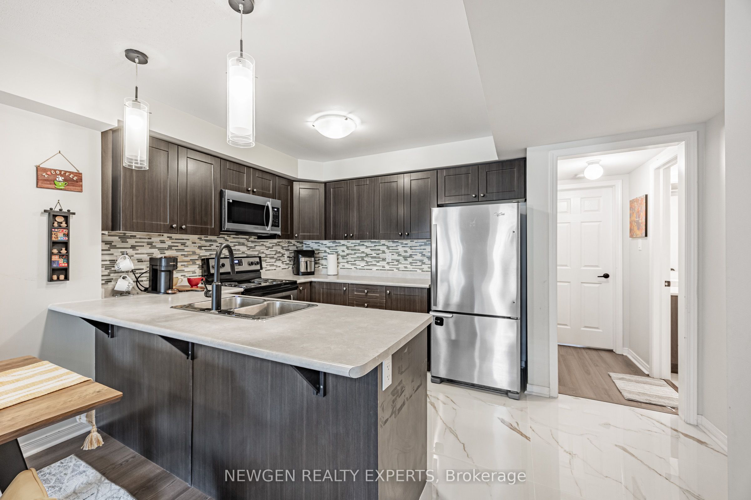 Photo 46 of 82 Abela Lane, Ajax, Central — HOMEH