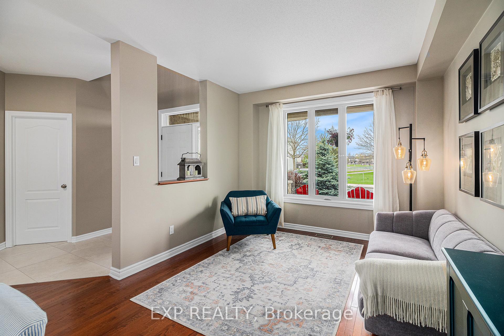 Photo 5 of 105 Anfield Crescent, Ottawa, Barrhaven East — HOMEH