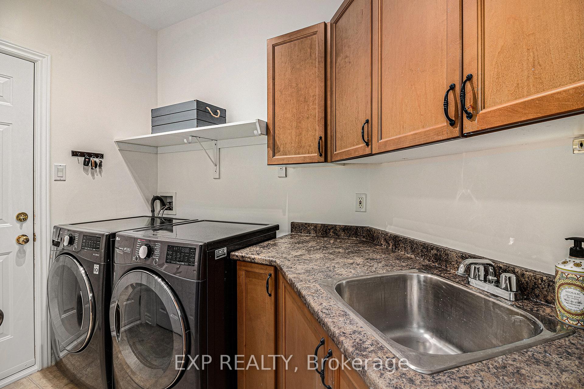 Photo 18 of 105 Anfield Crescent, Ottawa, Barrhaven East — HOMEH