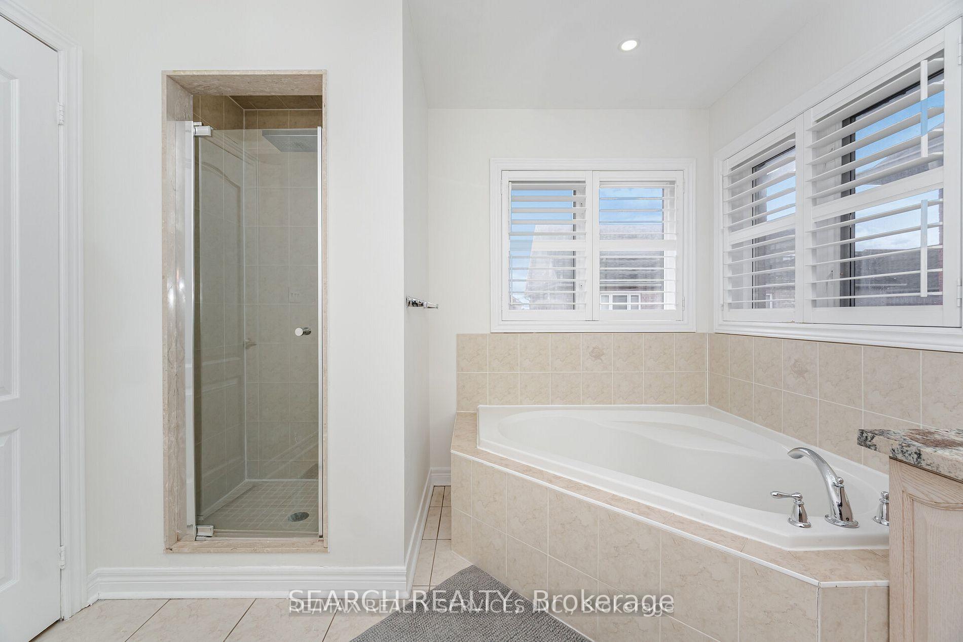 Photo 25 of Unit Upper, 20 Delmonico Road, Brampton, Vales of Castlemore North — HOMEH