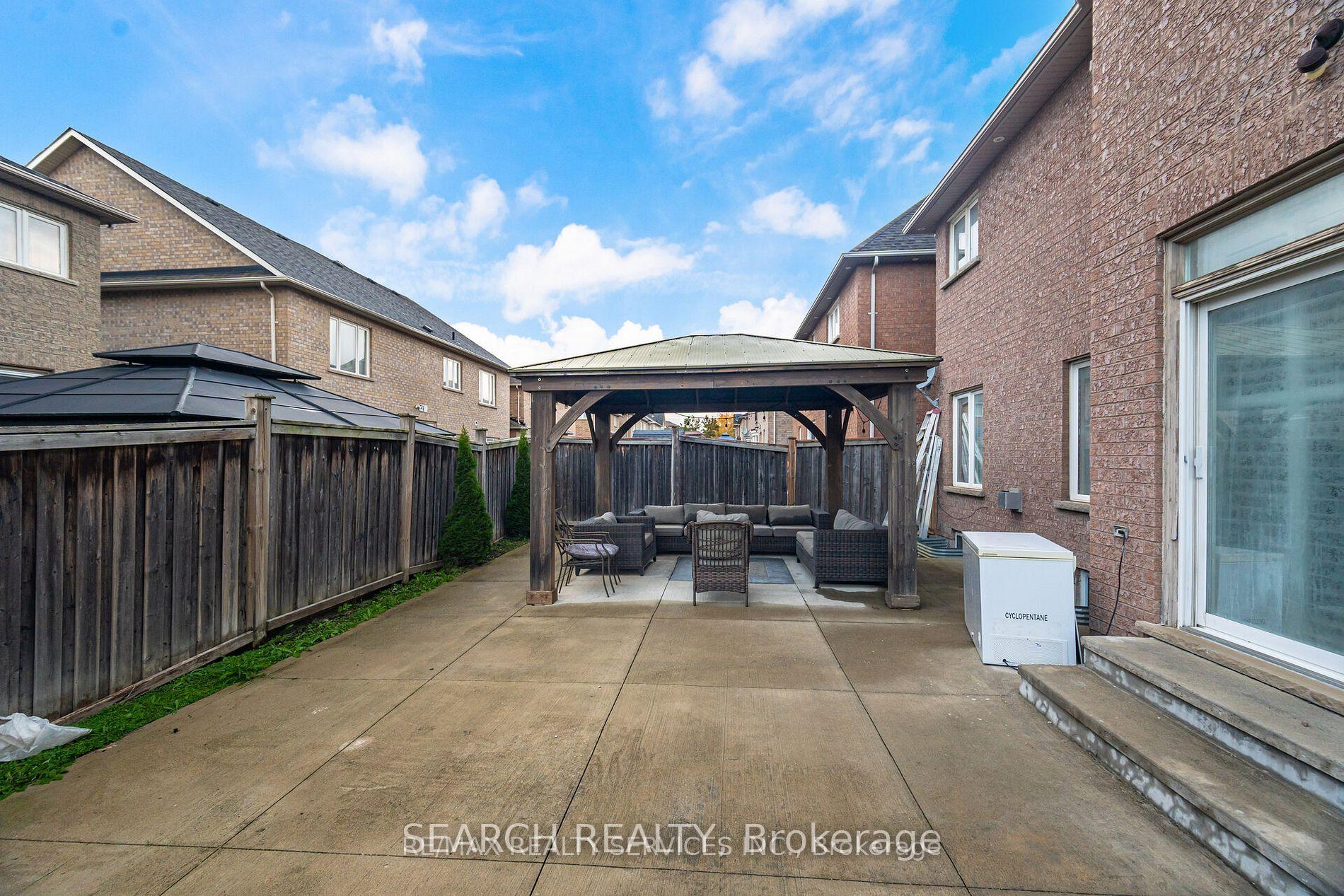 Photo 29 of Unit Upper, 20 Delmonico Road, Brampton, Vales of Castlemore North — HOMEH