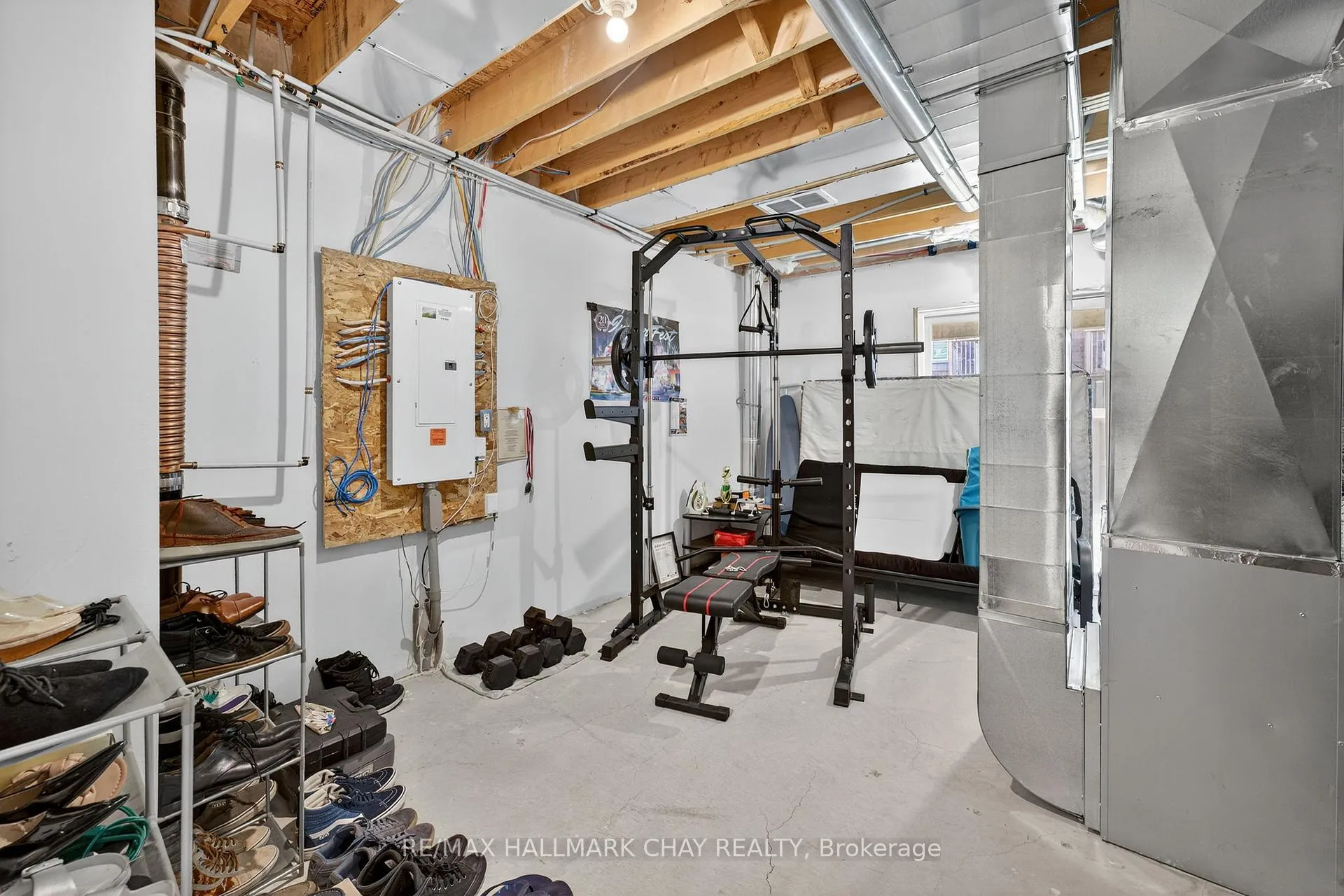 Photo 34 of 7 Tobias Lane, Barrie, Rural Barrie Southeast — HOMEH