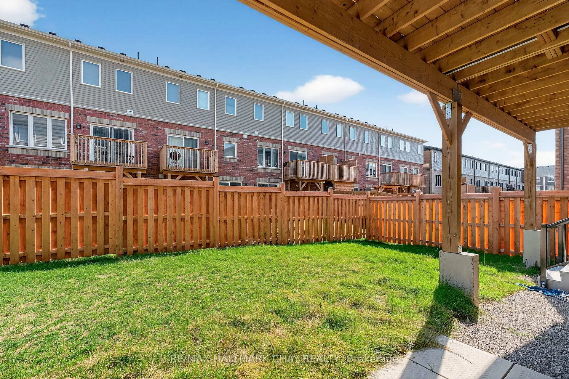Photo 36 of 7 Tobias Lane, Barrie, Rural Barrie Southeast — HOMEH