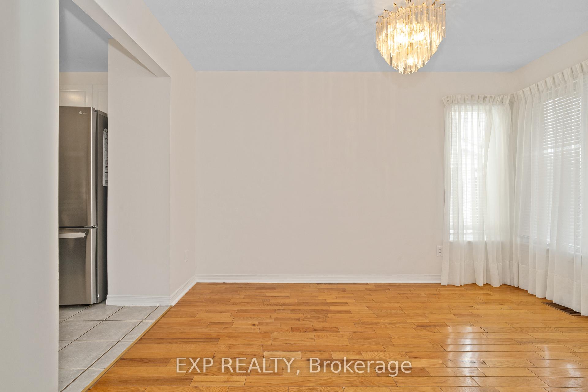 Photo 4 of 170 Markland Crescent, Ottawa, Barrhaven East — HOMEH