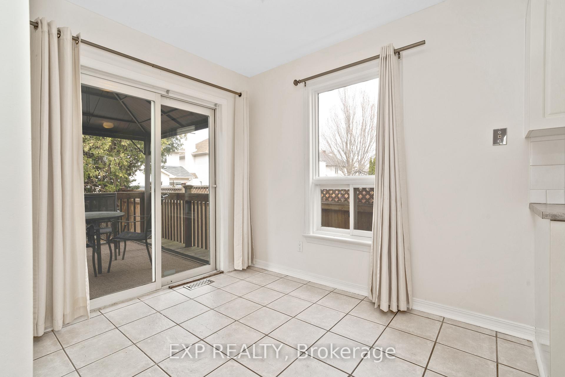 Photo 8 of 170 Markland Crescent, Ottawa, Barrhaven East — HOMEH