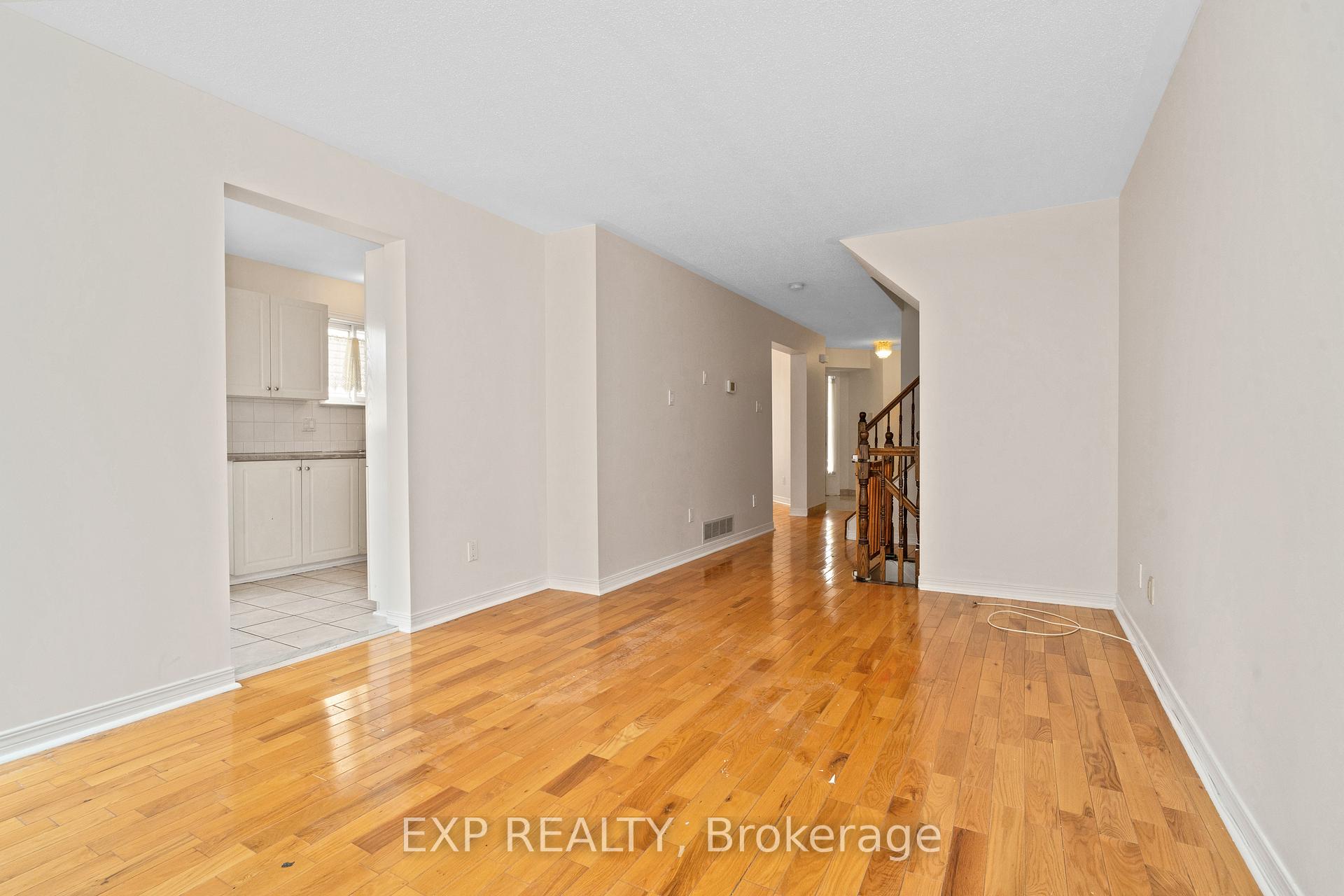 Photo 10 of 170 Markland Crescent, Ottawa, Barrhaven East — HOMEH