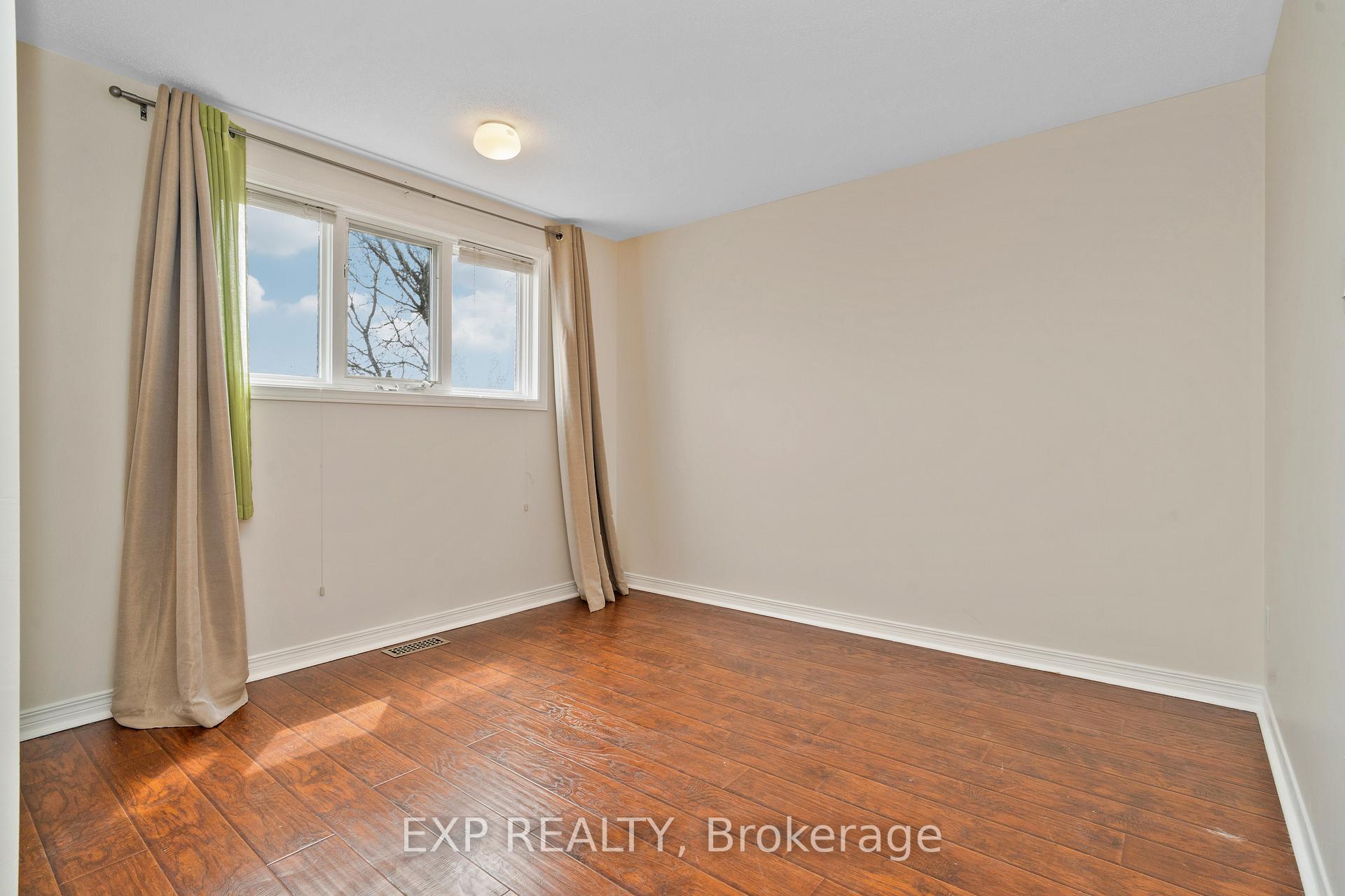 Photo 15 of 170 Markland Crescent, Ottawa, Barrhaven East — HOMEH