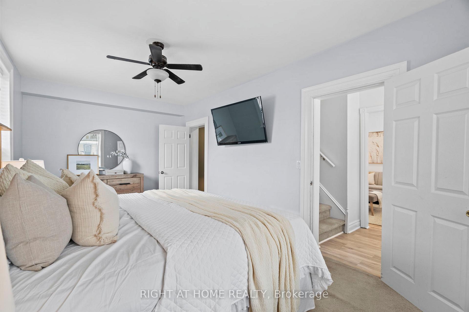 Photo 7 of 110 Ontario Street, Clarington, Bowmanville — HOMEH
