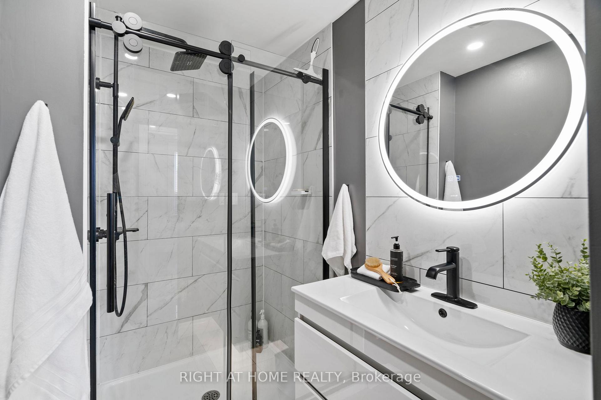 Photo 8 of 110 Ontario Street, Clarington, Bowmanville — HOMEH