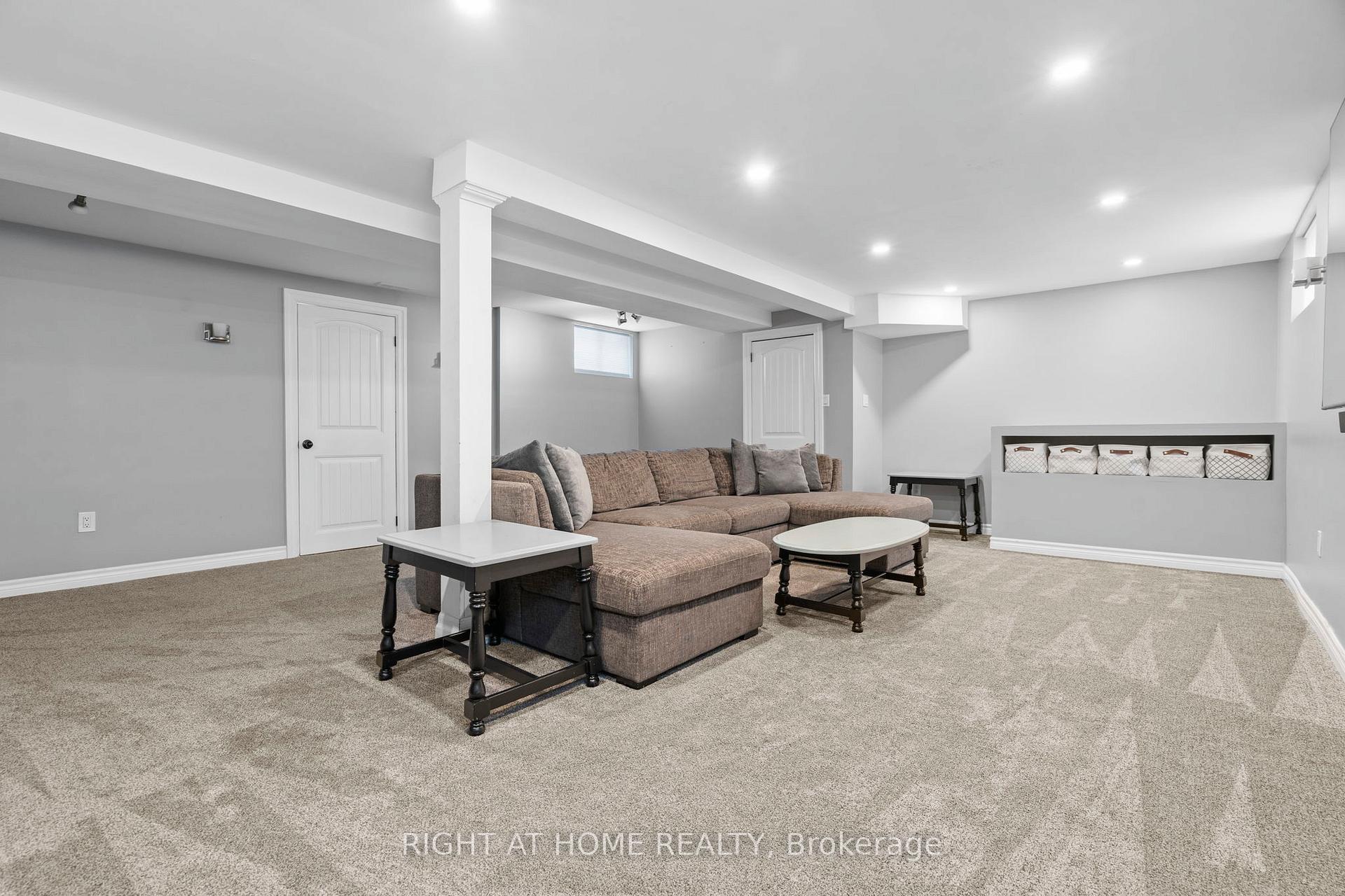 Photo 32 of 110 Ontario Street, Clarington, Bowmanville — HOMEH