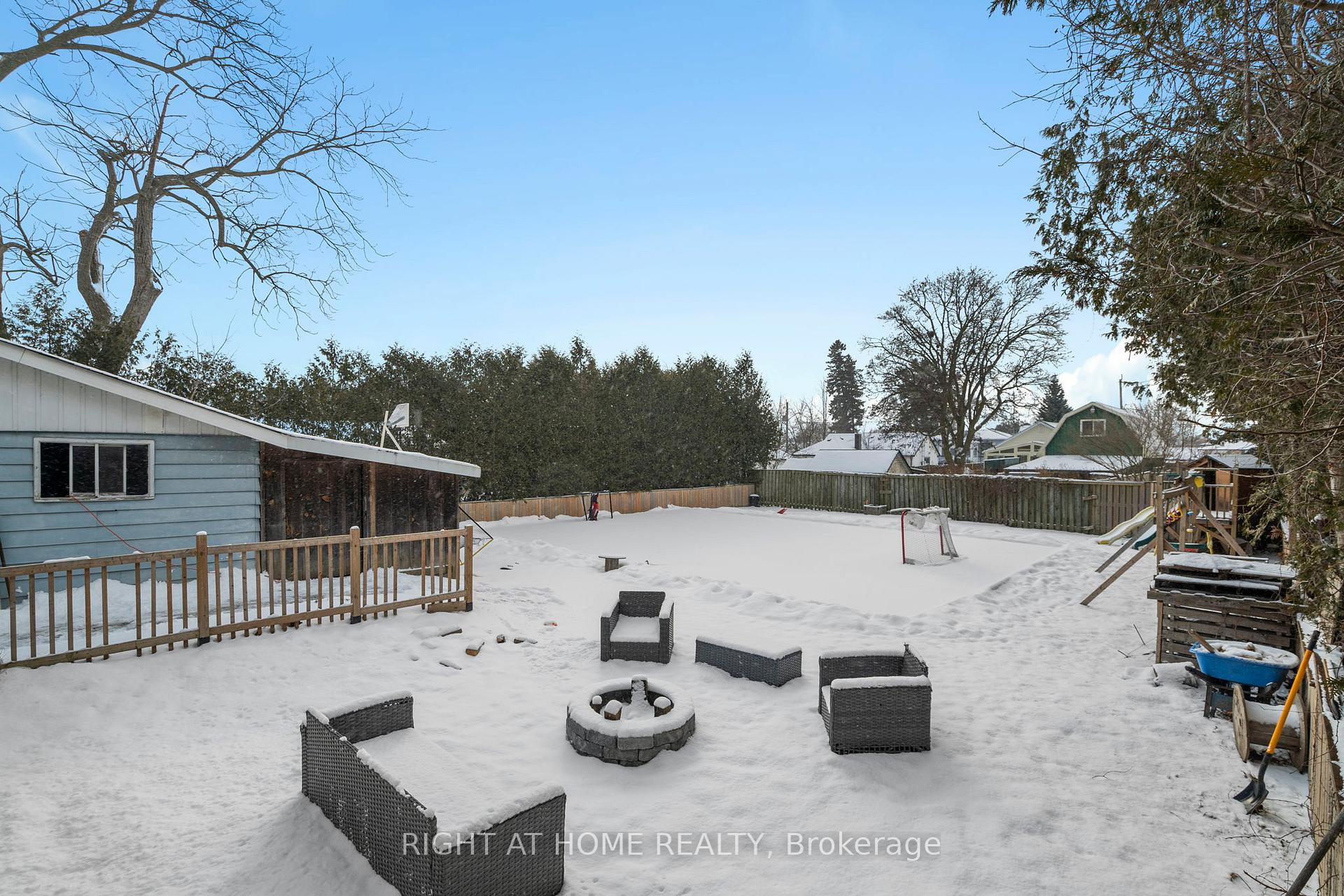 Photo 34 of 110 Ontario Street, Clarington, Bowmanville — HOMEH