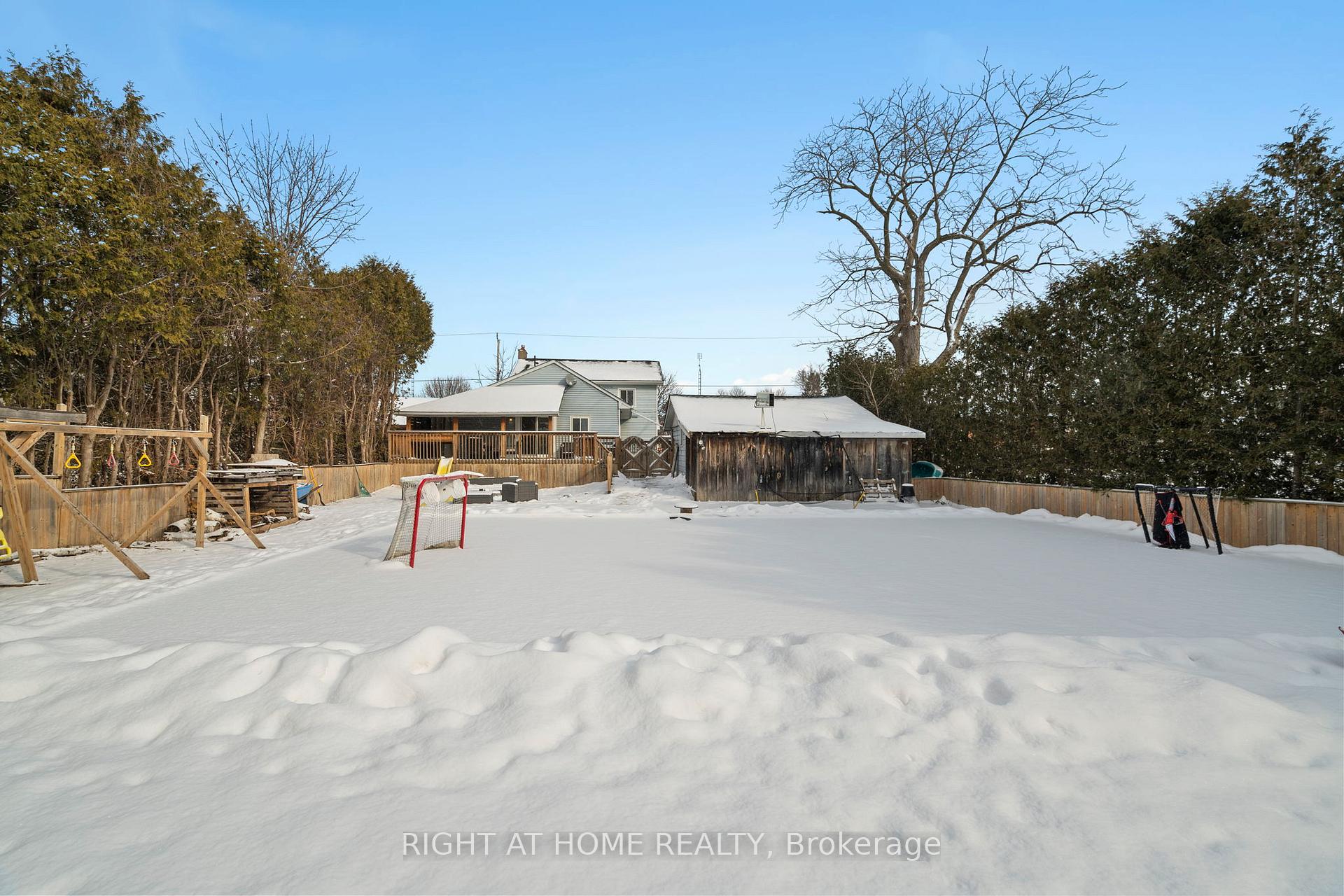 Photo 35 of 110 Ontario Street, Clarington, Bowmanville — HOMEH