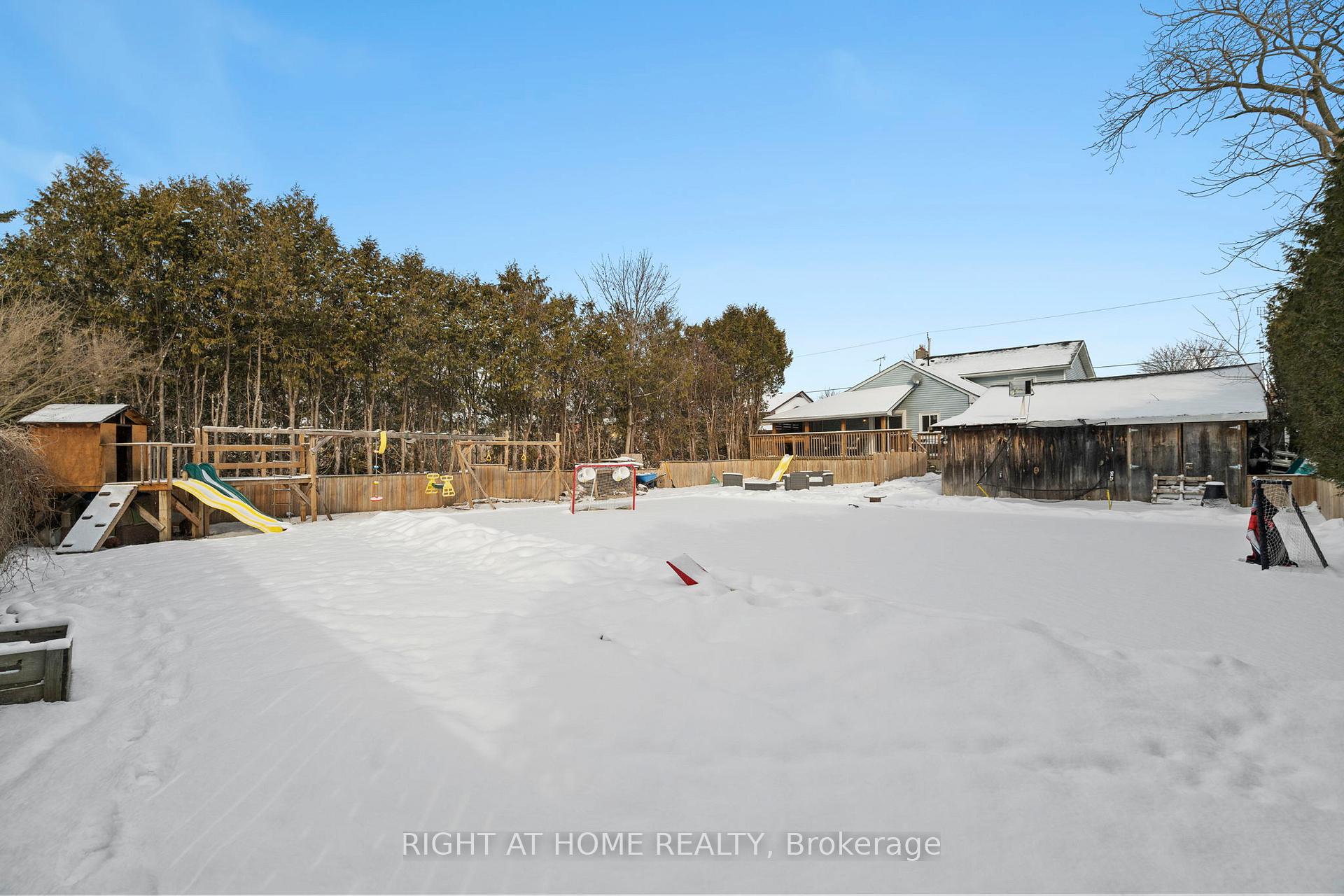 Photo 36 of 110 Ontario Street, Clarington, Bowmanville — HOMEH