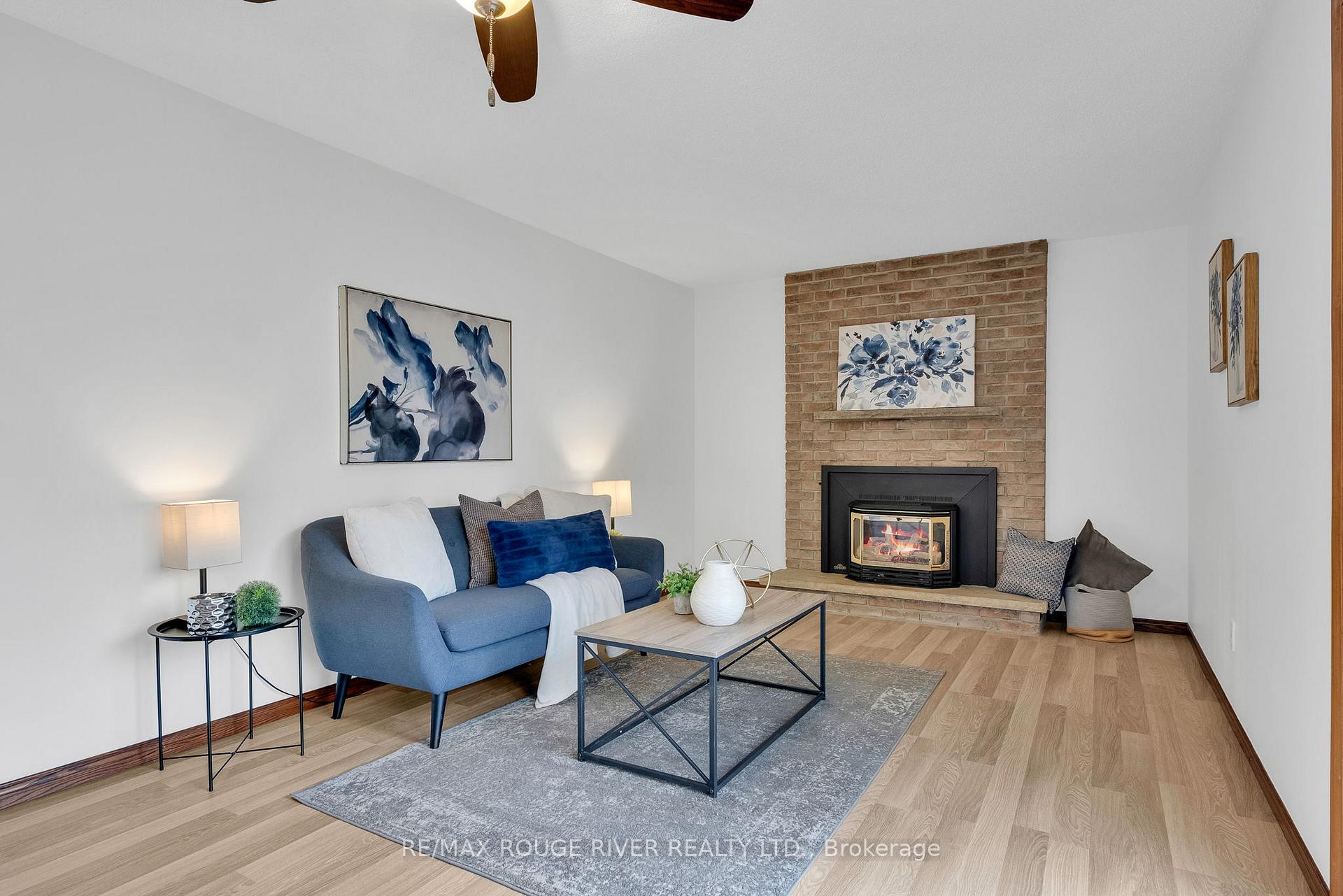 Photo 14 of 4 Spry Avenue, Clarington, Bowmanville — HOMEH