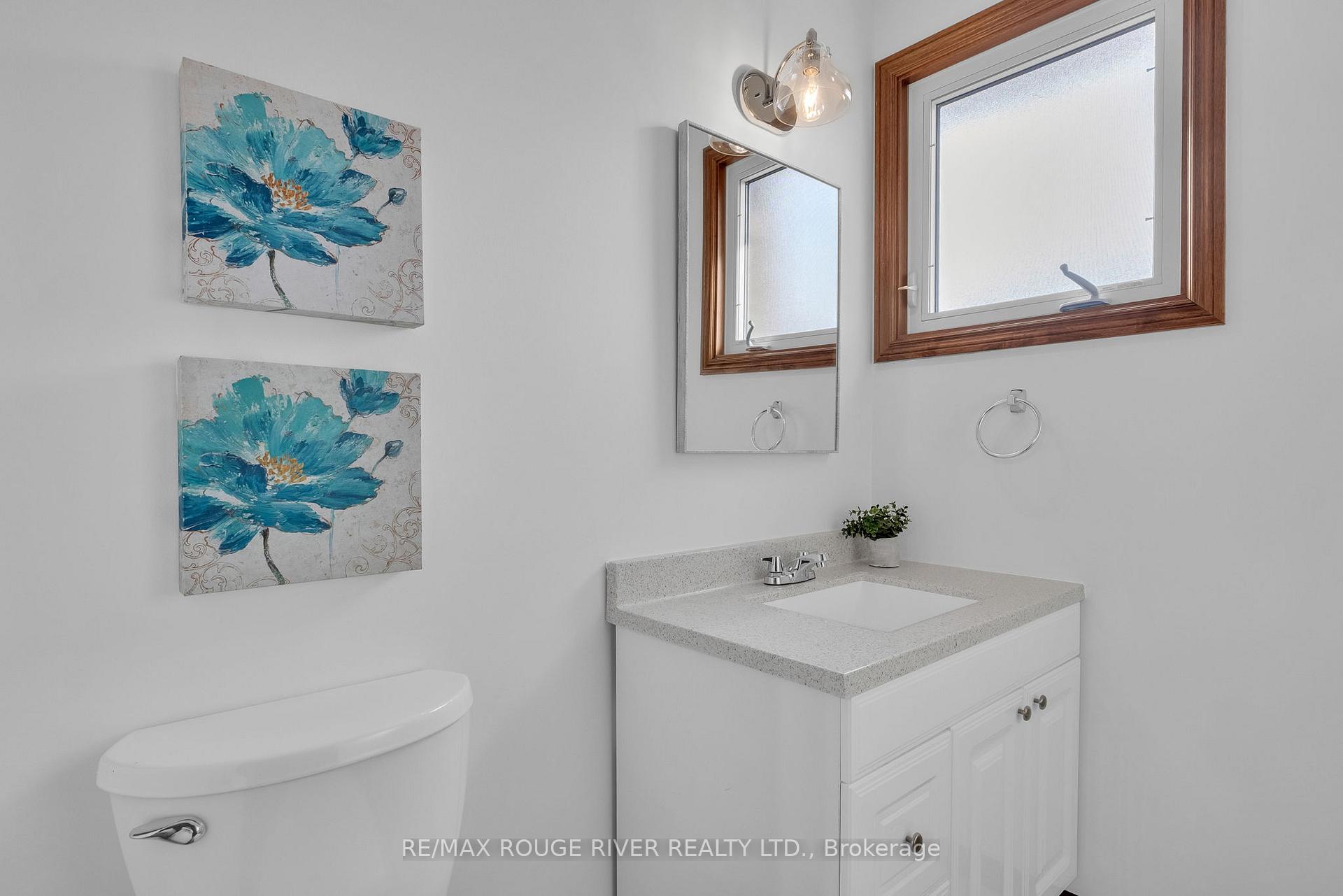 Photo 18 of 4 Spry Avenue, Clarington, Bowmanville — HOMEH