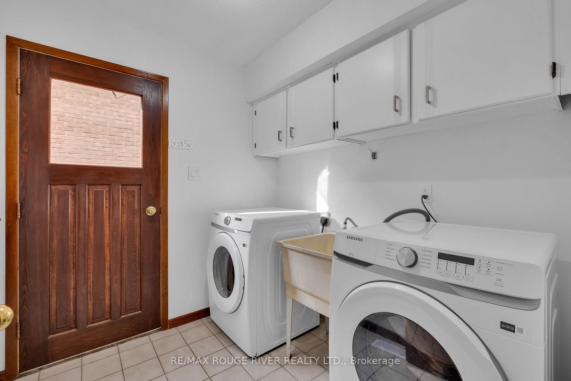 Photo 20 of 4 Spry Avenue, Clarington, Bowmanville — HOMEH