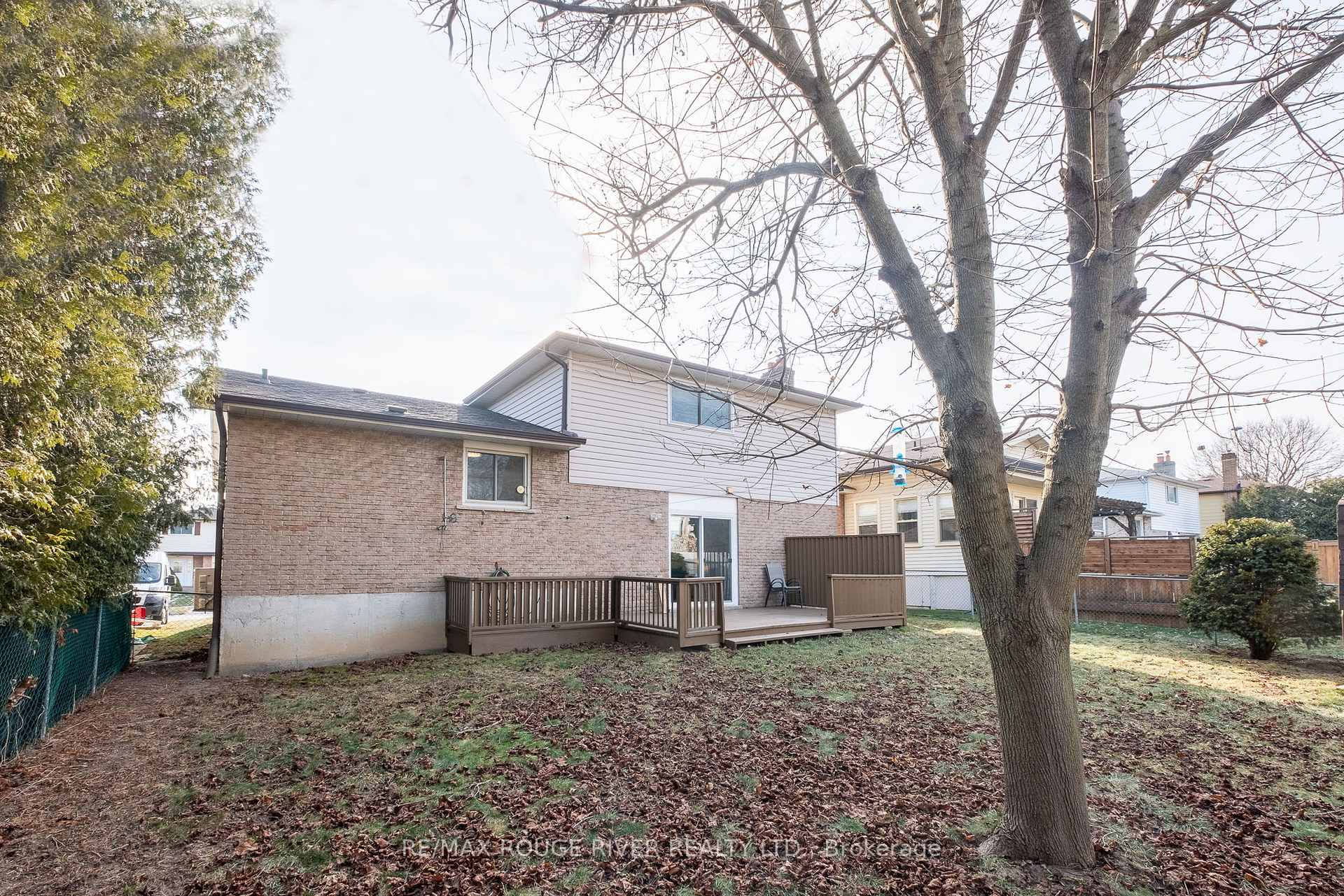Photo 31 of 4 Spry Avenue, Clarington, Bowmanville — HOMEH