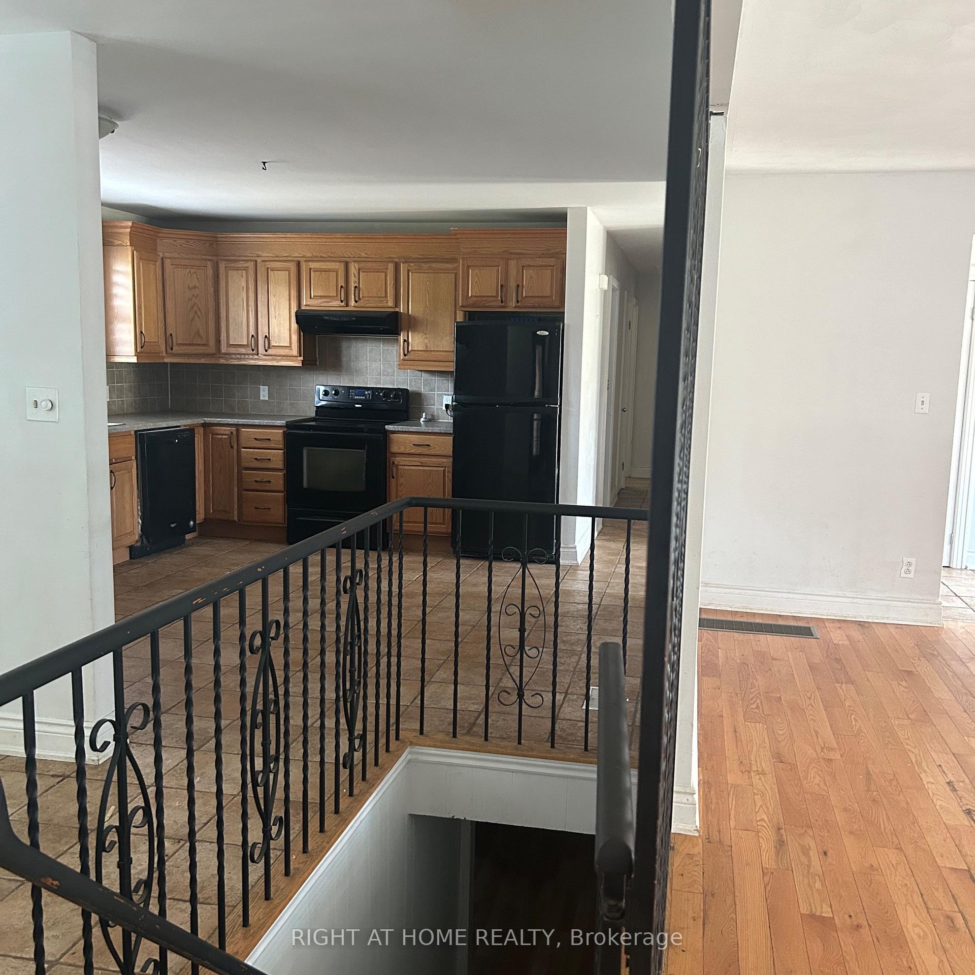 Photo 6 of 1592 Highway # 2 Street, Clarington, Courtice — HOMEH