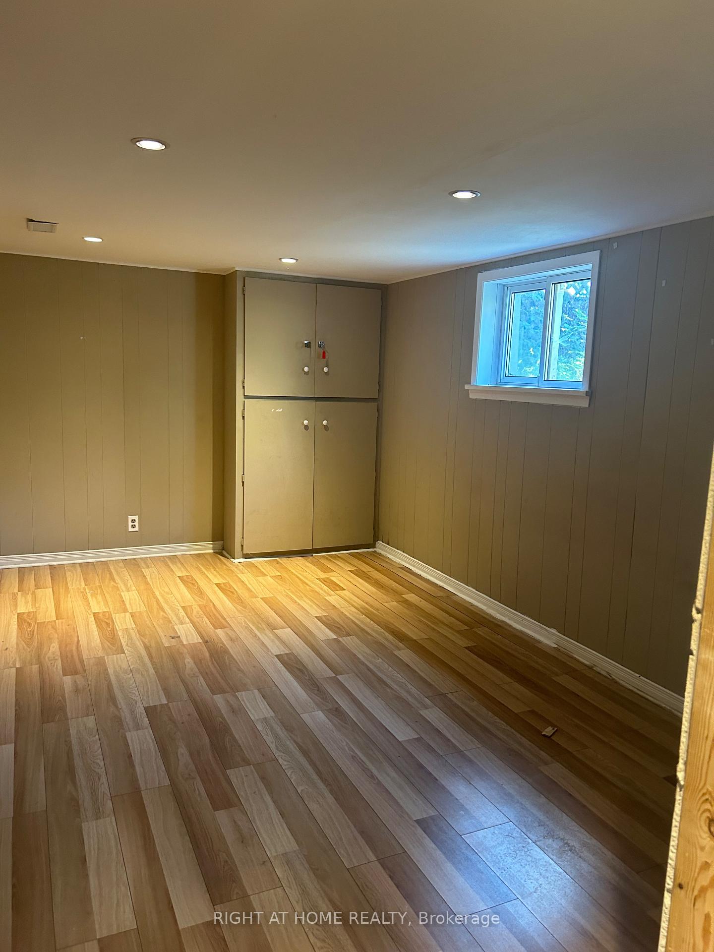 Photo 11 of 1592 Highway # 2 Street, Clarington, Courtice — HOMEH