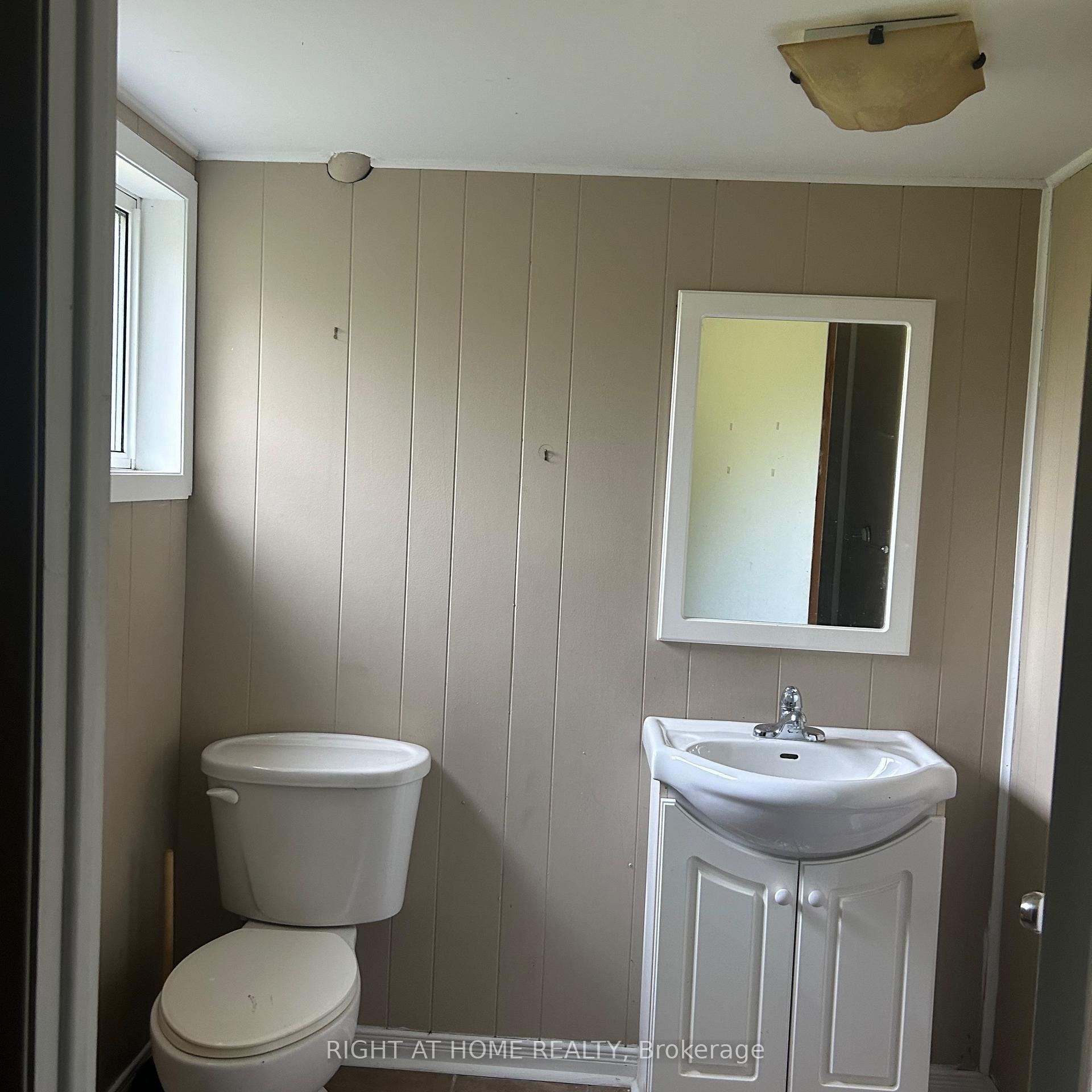 Photo 13 of 1592 Highway # 2 Street, Clarington, Courtice — HOMEH