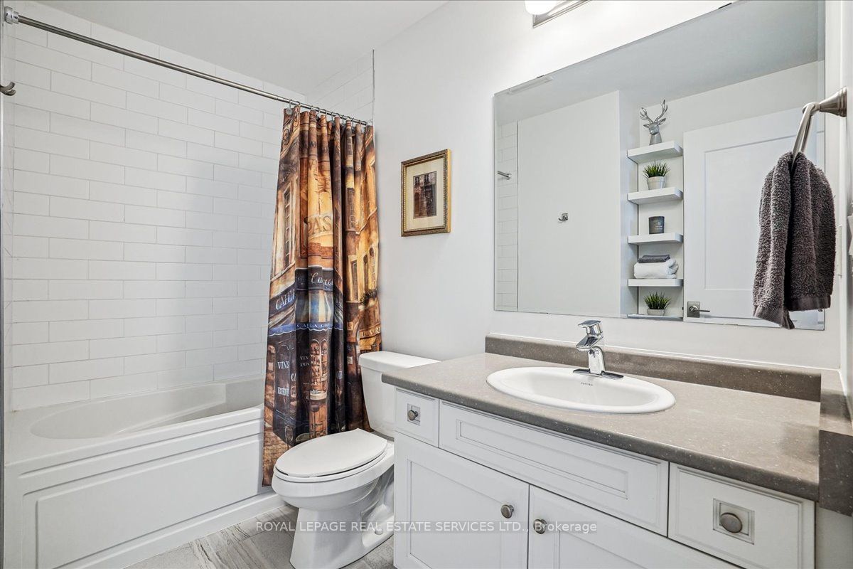 Photo 75 of Unit 105, 3028 Creekshore Common, Oakville, Glenorchy — HOMEH