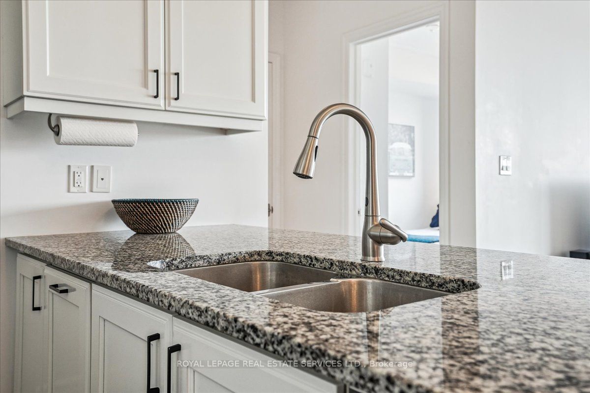 Photo 63 of Unit 105, 3028 Creekshore Common, Oakville, Glenorchy — HOMEH