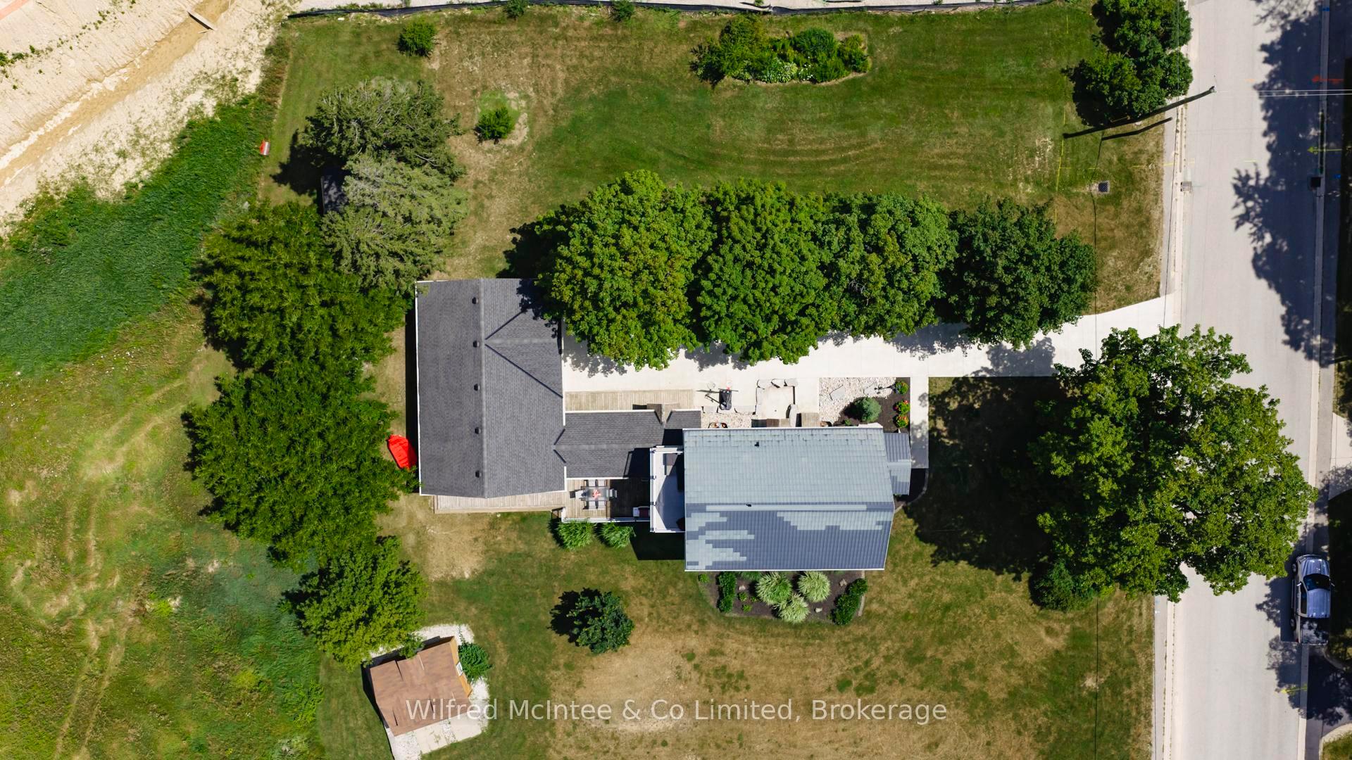 Photo 3 of 938 Old Durham Road, Brockton — HOMEH