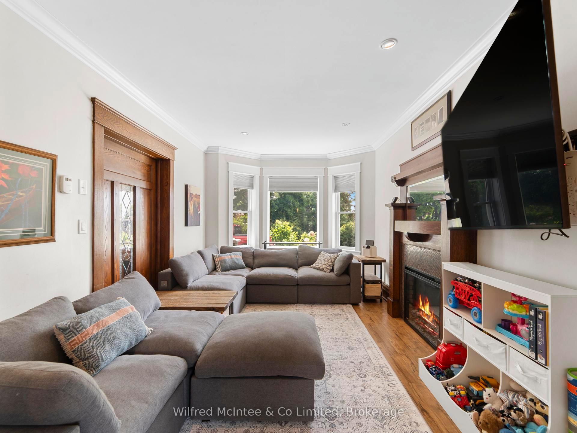 Photo 6 of 938 Old Durham Road, Brockton — HOMEH