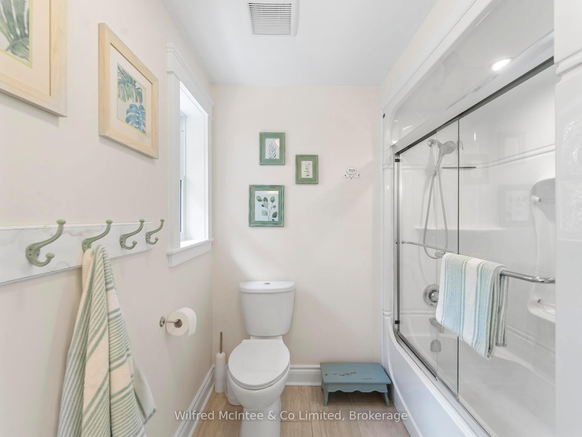 Photo 18 of 938 Old Durham Road, Brockton — HOMEH