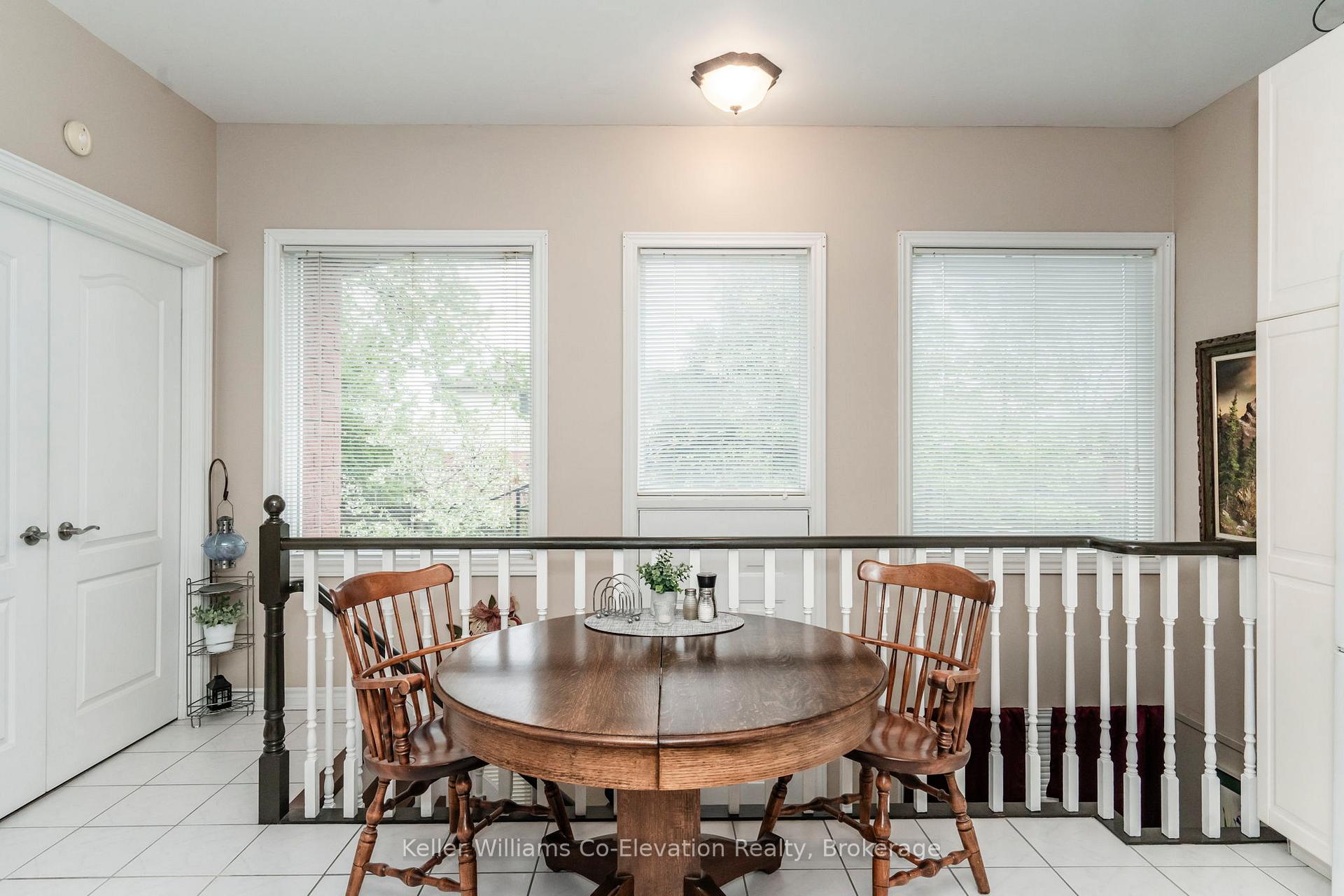 Photo 9 of 33 Allsop Crescent, Barrie, Holly — HOMEH