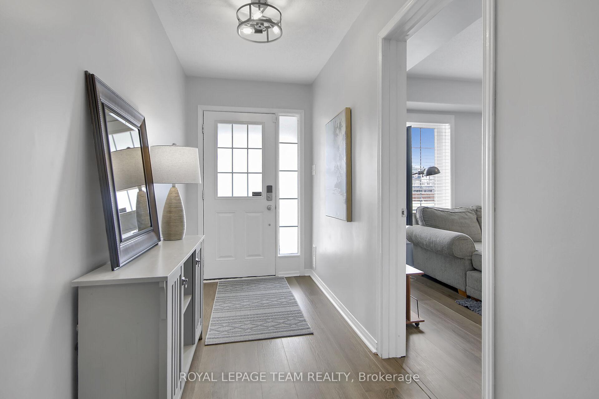 Photo 4 of Unit E, 3502 River Run Avenue E, Ottawa, Barrhaven - Half Moon Bay — HOMEH