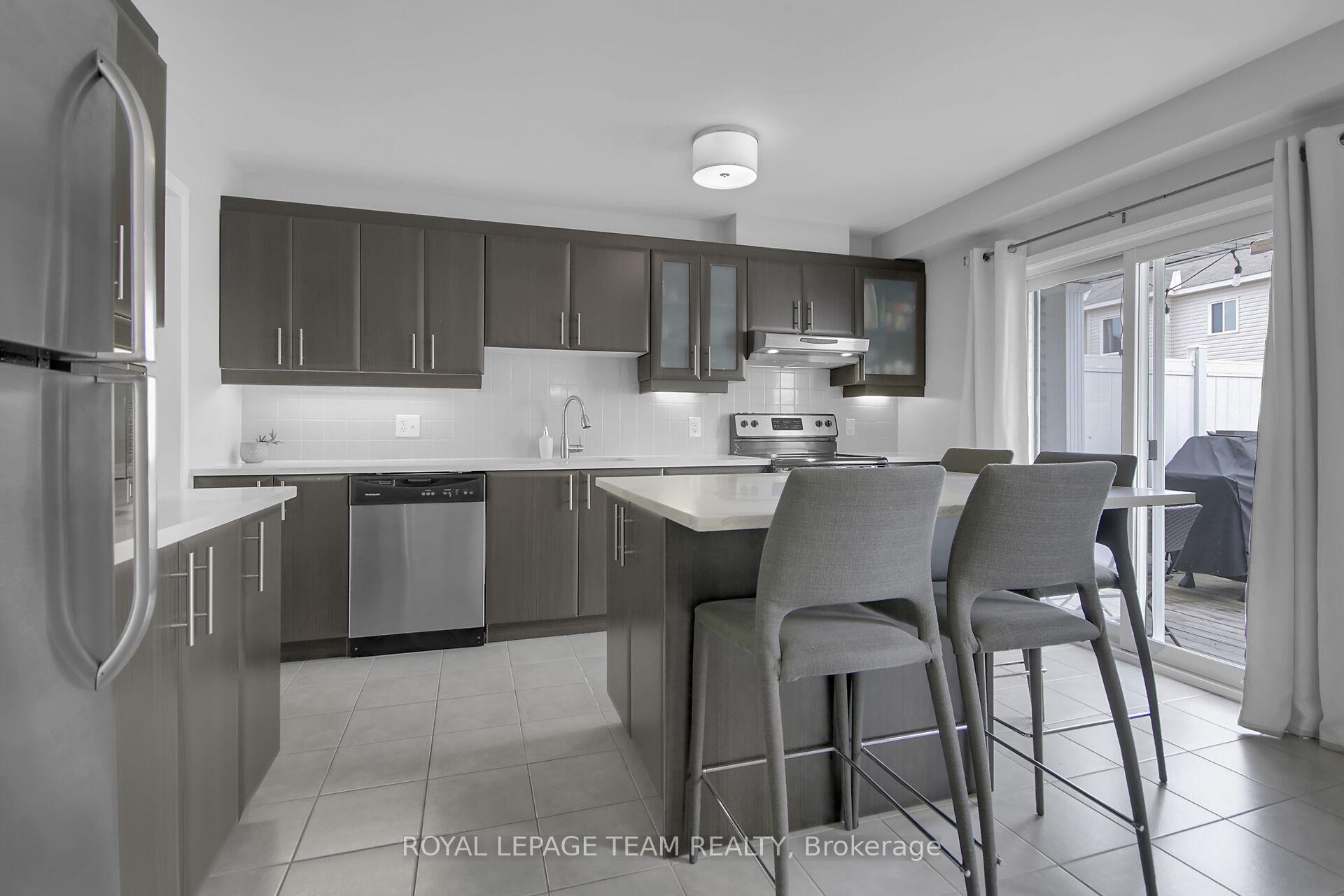 Photo 11 of Unit E, 3502 River Run Avenue E, Ottawa, Barrhaven - Half Moon Bay — HOMEH