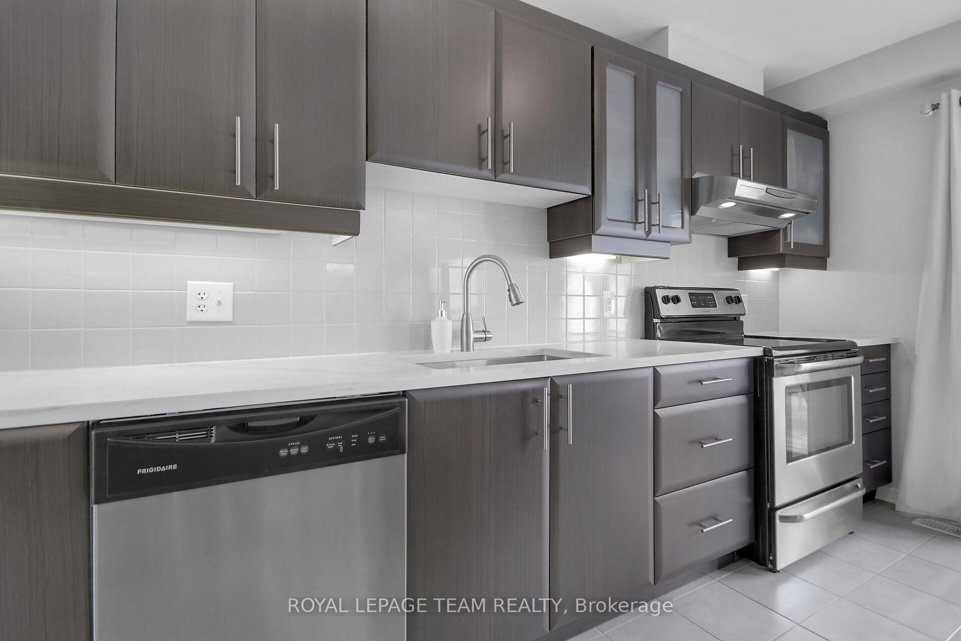 Photo 12 of Unit E, 3502 River Run Avenue E, Ottawa, Barrhaven - Half Moon Bay — HOMEH