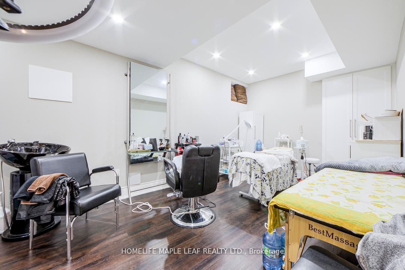 Photo 92 of 42 Foothills Crescent, Brampton, Toronto Gore Rural Estate — HOMEH