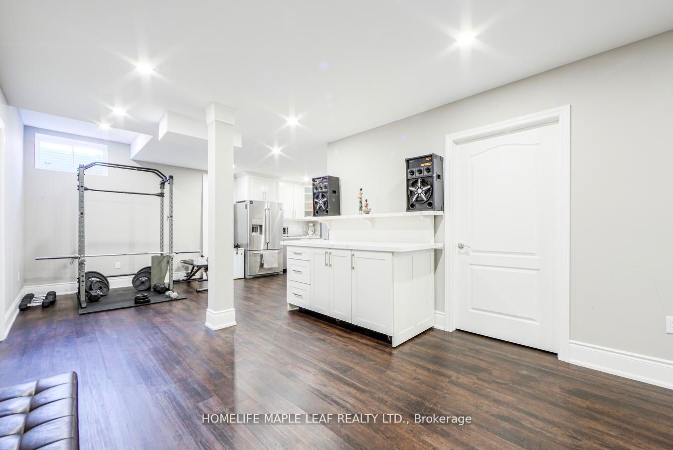 Photo 88 of 42 Foothills Crescent, Brampton, Toronto Gore Rural Estate — HOMEH