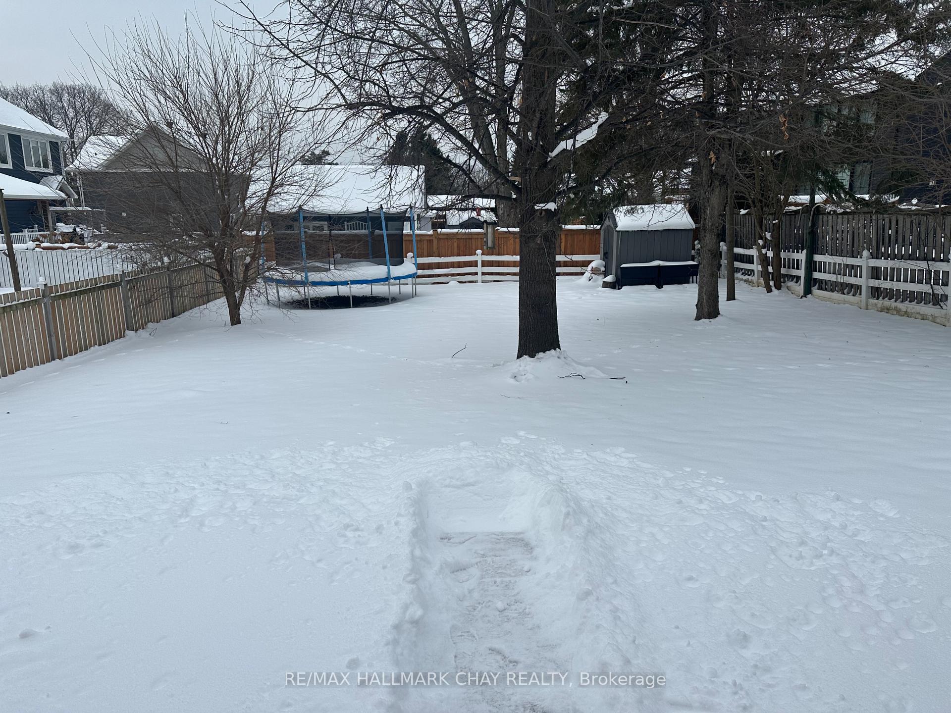 Photo 5 of Unit Lower, 68 Cook Street, Barrie, Codrington — HOMEH