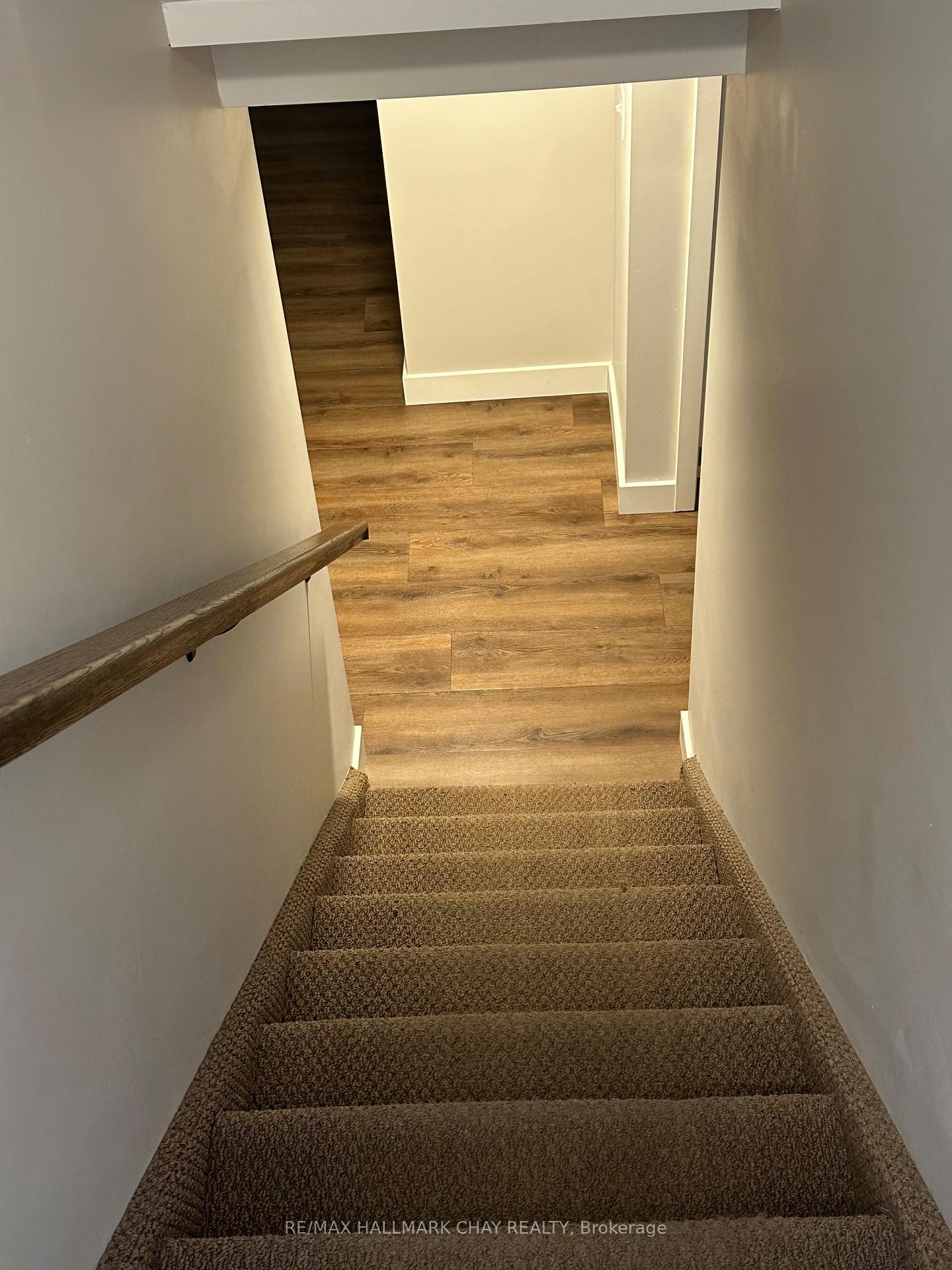 Photo 6 of Unit Lower, 68 Cook Street, Barrie, Codrington — HOMEH